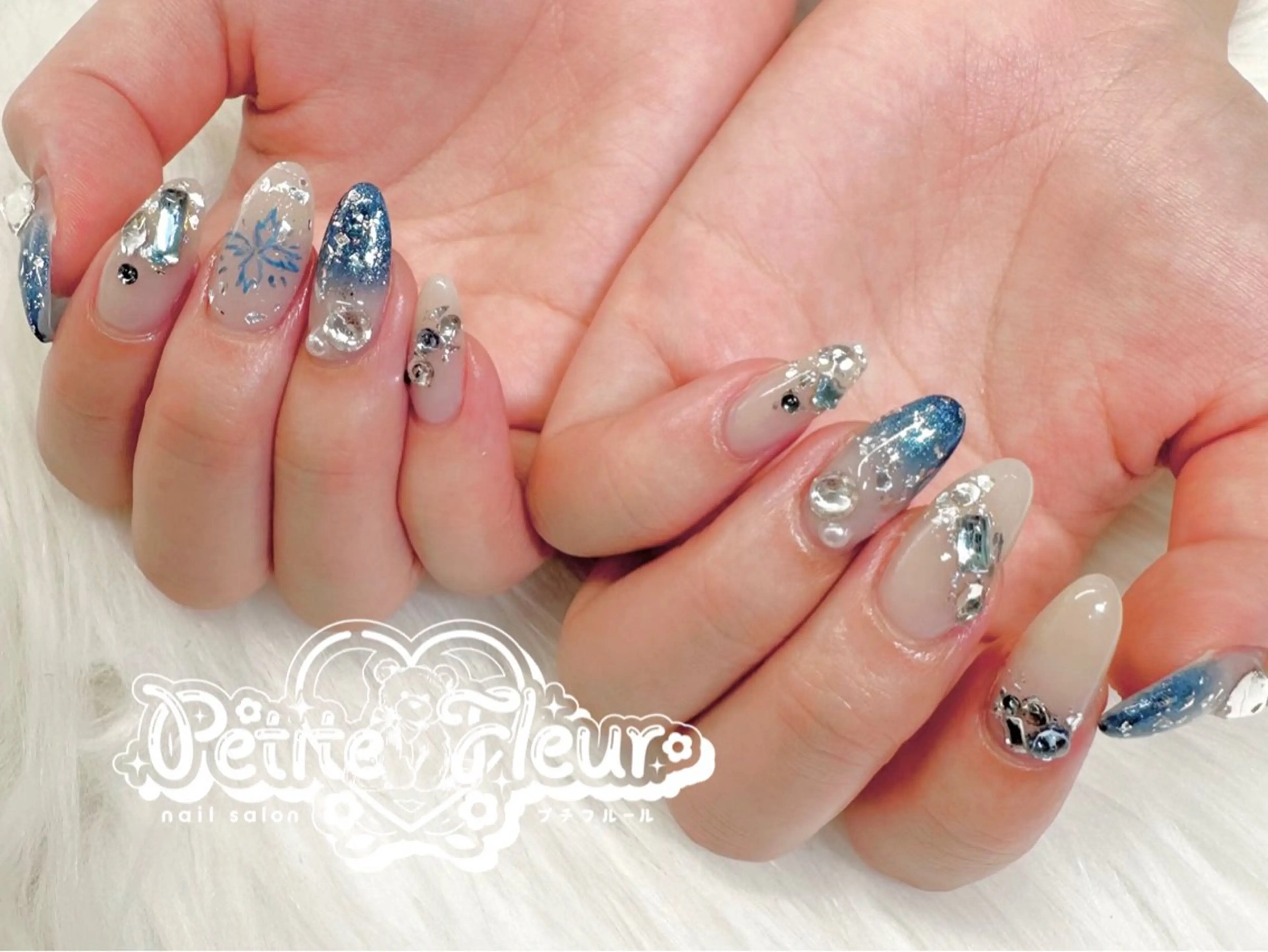 ネイル キラキラネイル 持ち込み ❁⃘*。Petite fleur❁⃘*りさのネイルデザイン