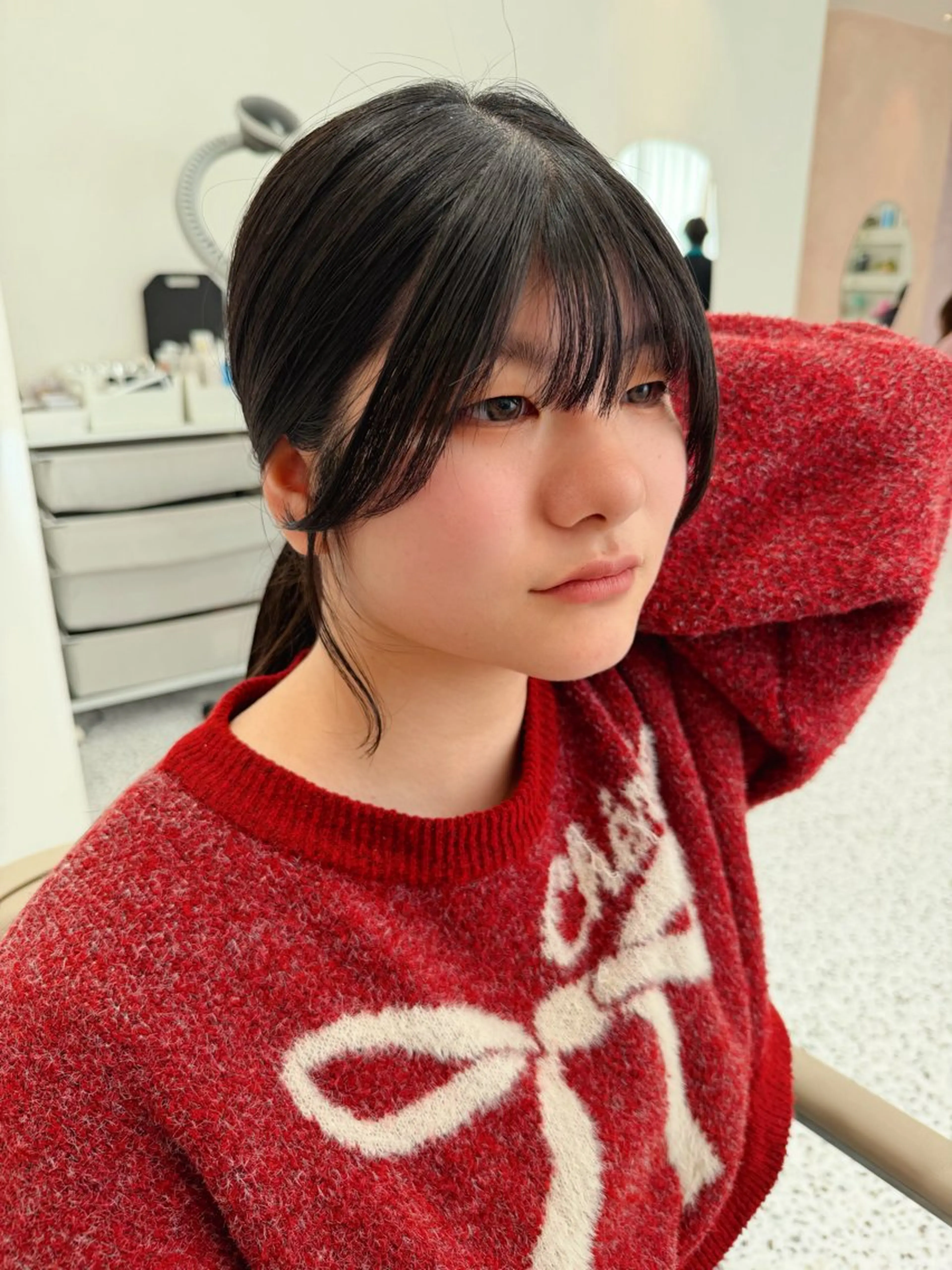 セミロング 中里 恵梨のヘアスタイル