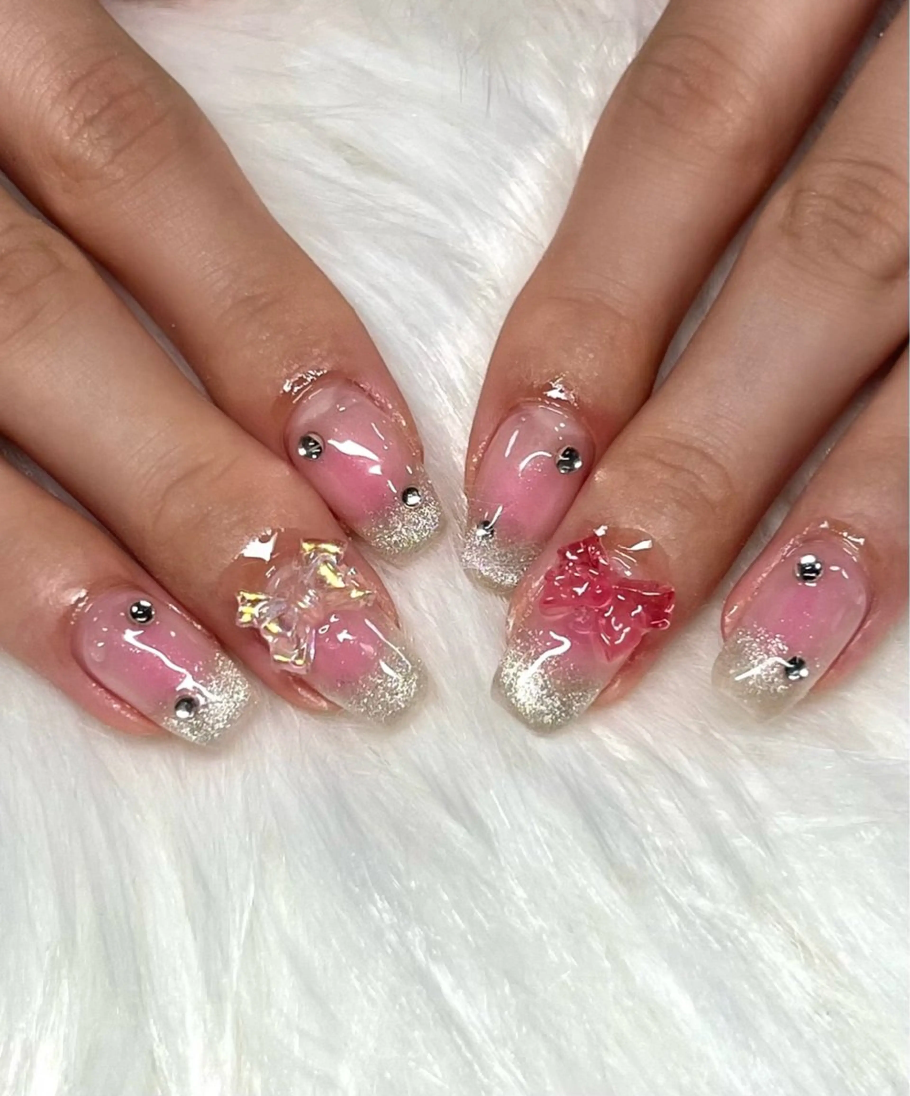 ネイル White dear fujiwaraのネイルデザイン