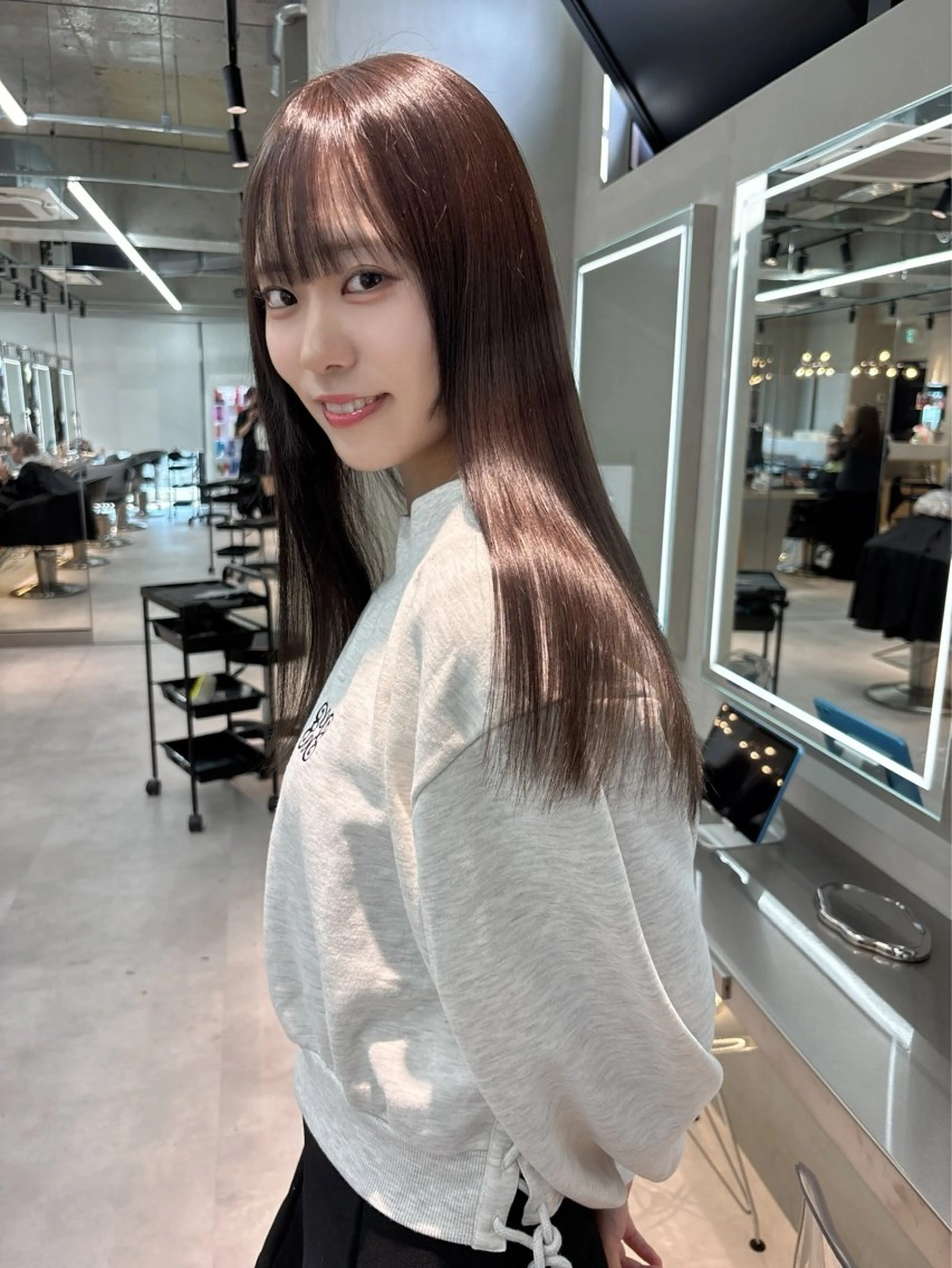 ミディアム カラー ヘアアレンジ ベージュカラー ブリーチ 透明感カラー ブリーチなしカラー 髪質改善 ヘアカラー トリートメント 【博多髪質改善】 吉村　清志のヘアスタイル