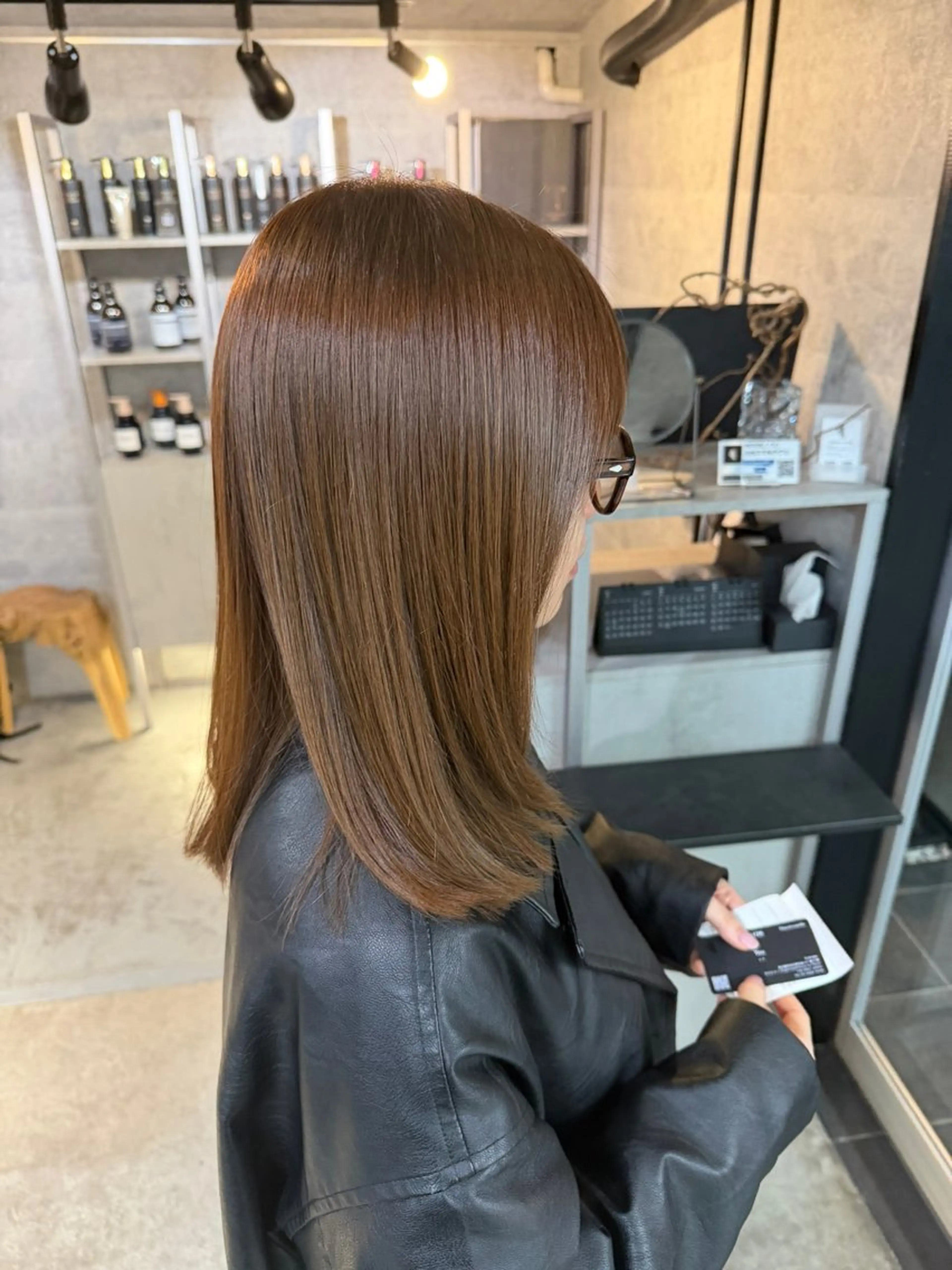 ミディアム カラー カット ヘアカラー トリートメント You/透明感カラー レイヤーカット/ボブのヘアスタイル