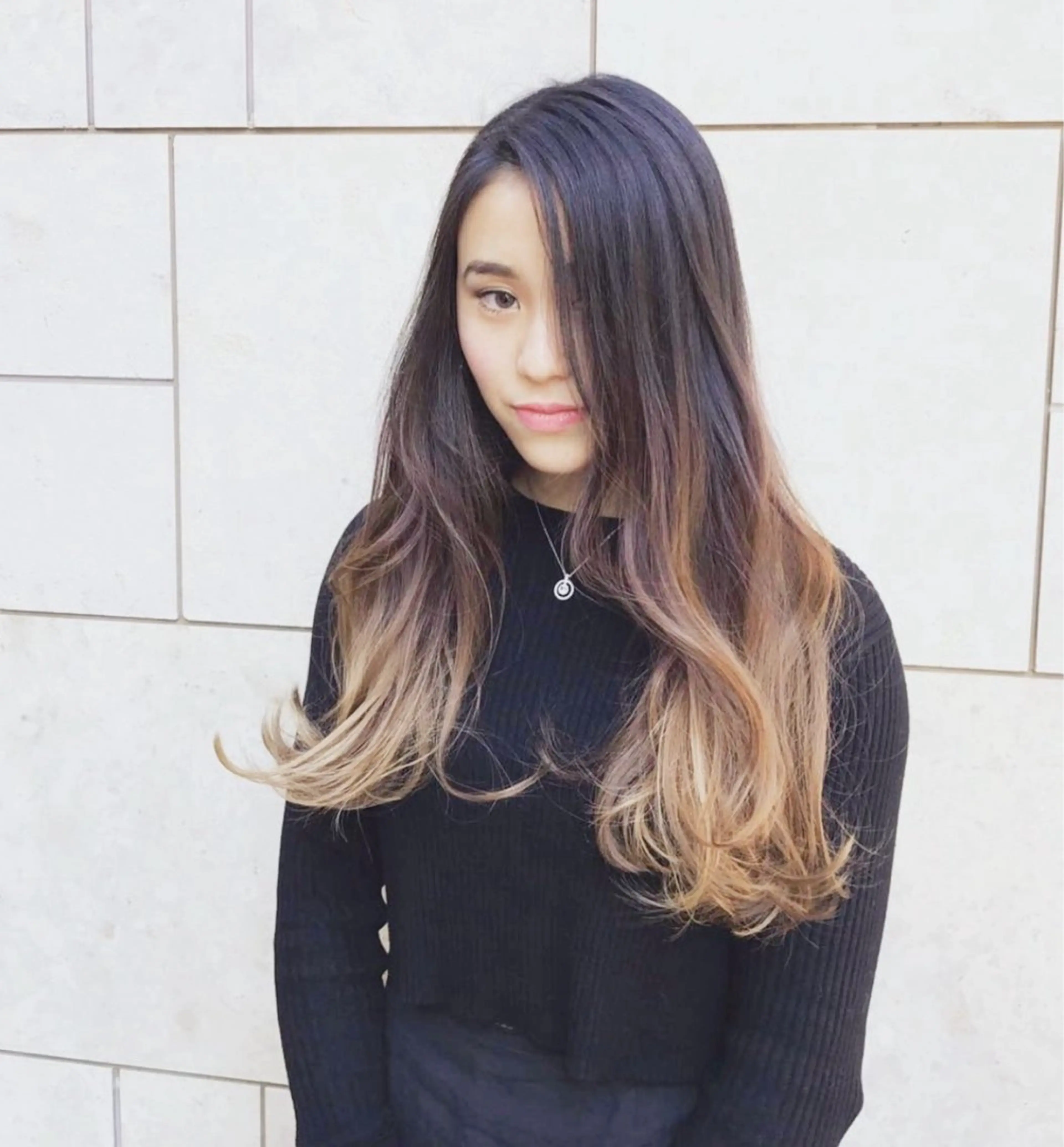 カラー 石井 潤のヘアスタイル