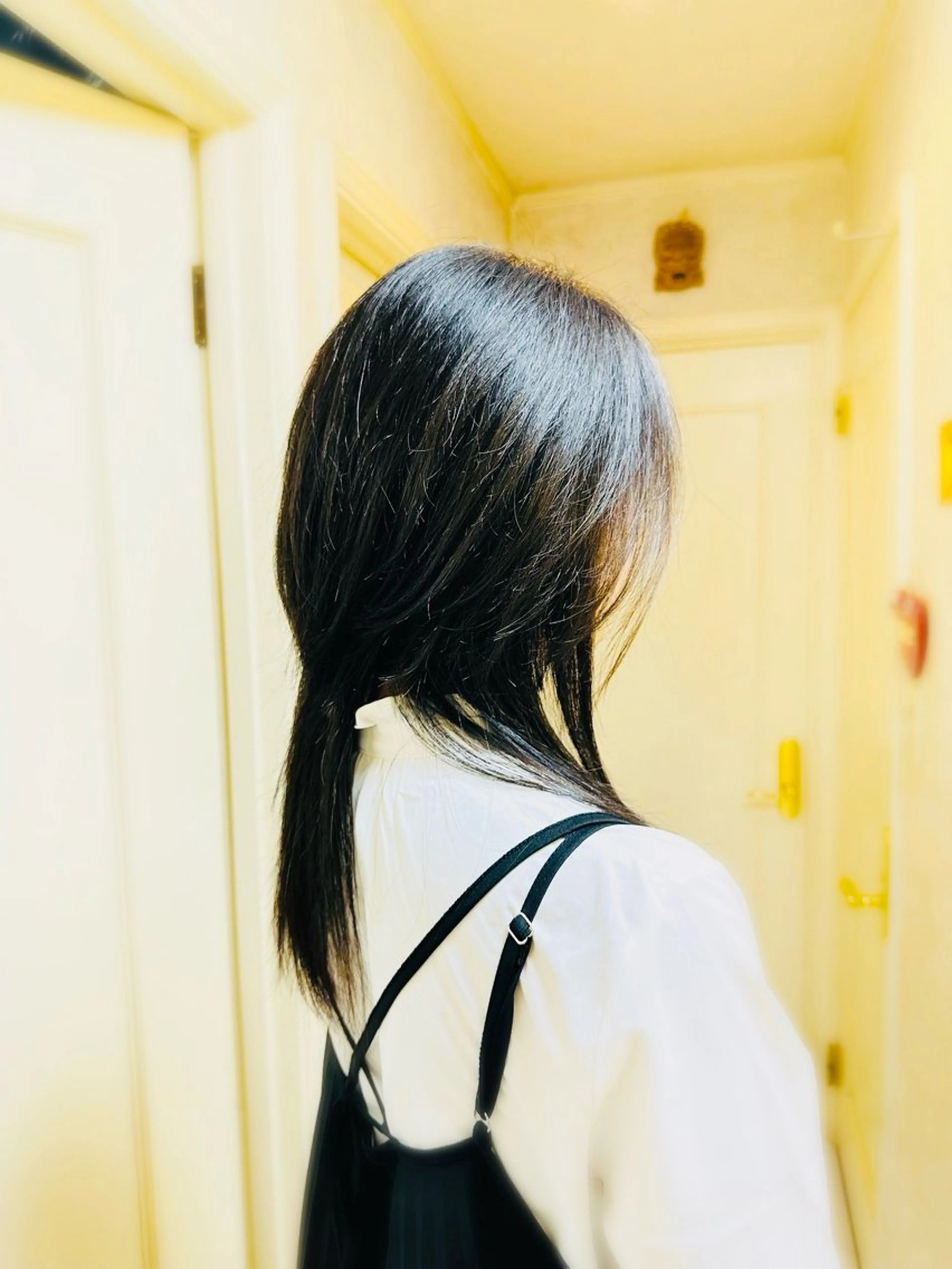 ロング ウルフカット カット 菅沼 美咲のヘアスタイル