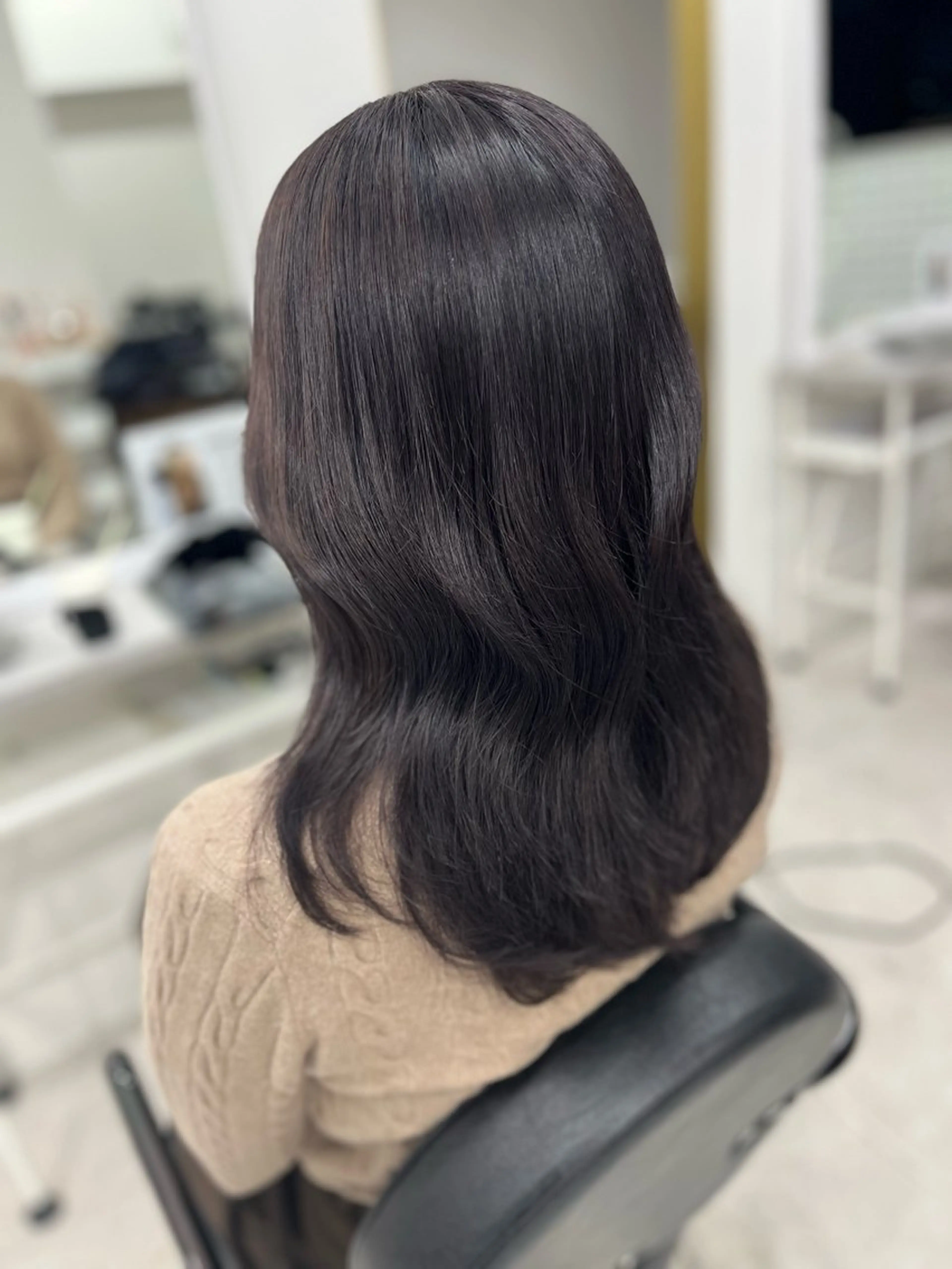 セミロング カラー アッシュ ブリーチ パープルカラー パープルアッシュ 🫧ぷる艶カラー🫧 Yuubi🦩のヘアスタイル