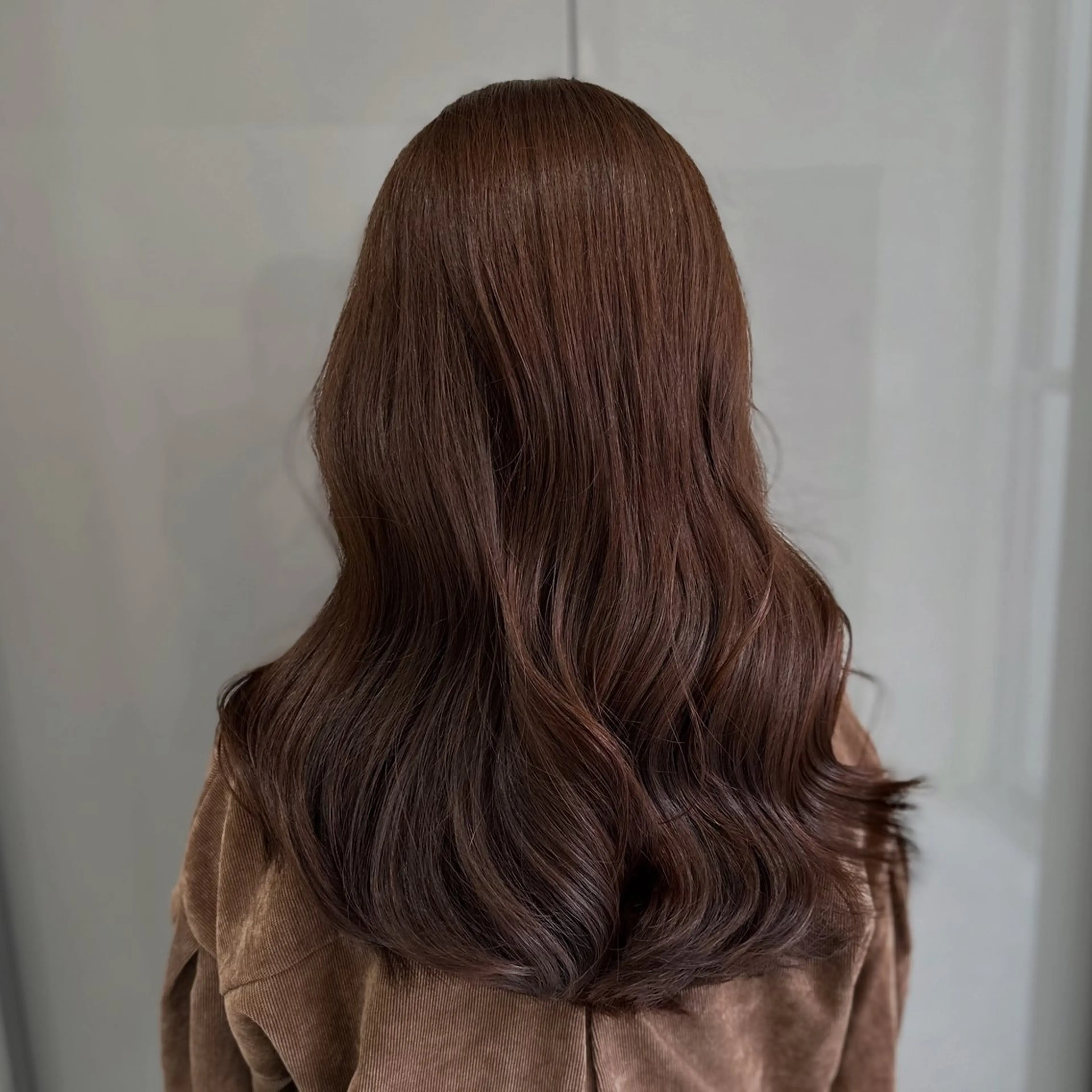 セミロング カラー ヘアアレンジ 🫧モテる💗ダメー ジレスハイトーン🫧のヘアスタイル