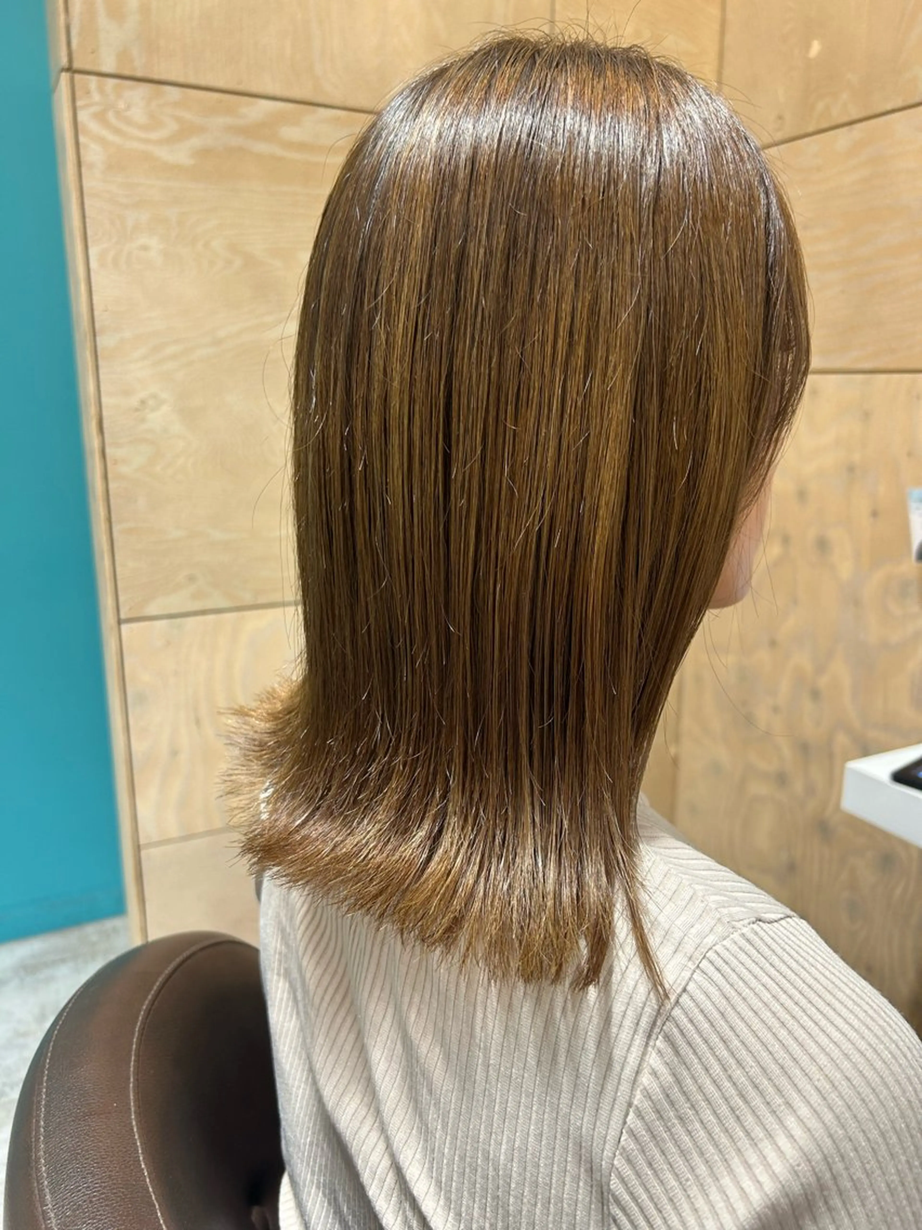 ミディアム ボブ 外ハネヘア 前田 瞳のヘアスタイル