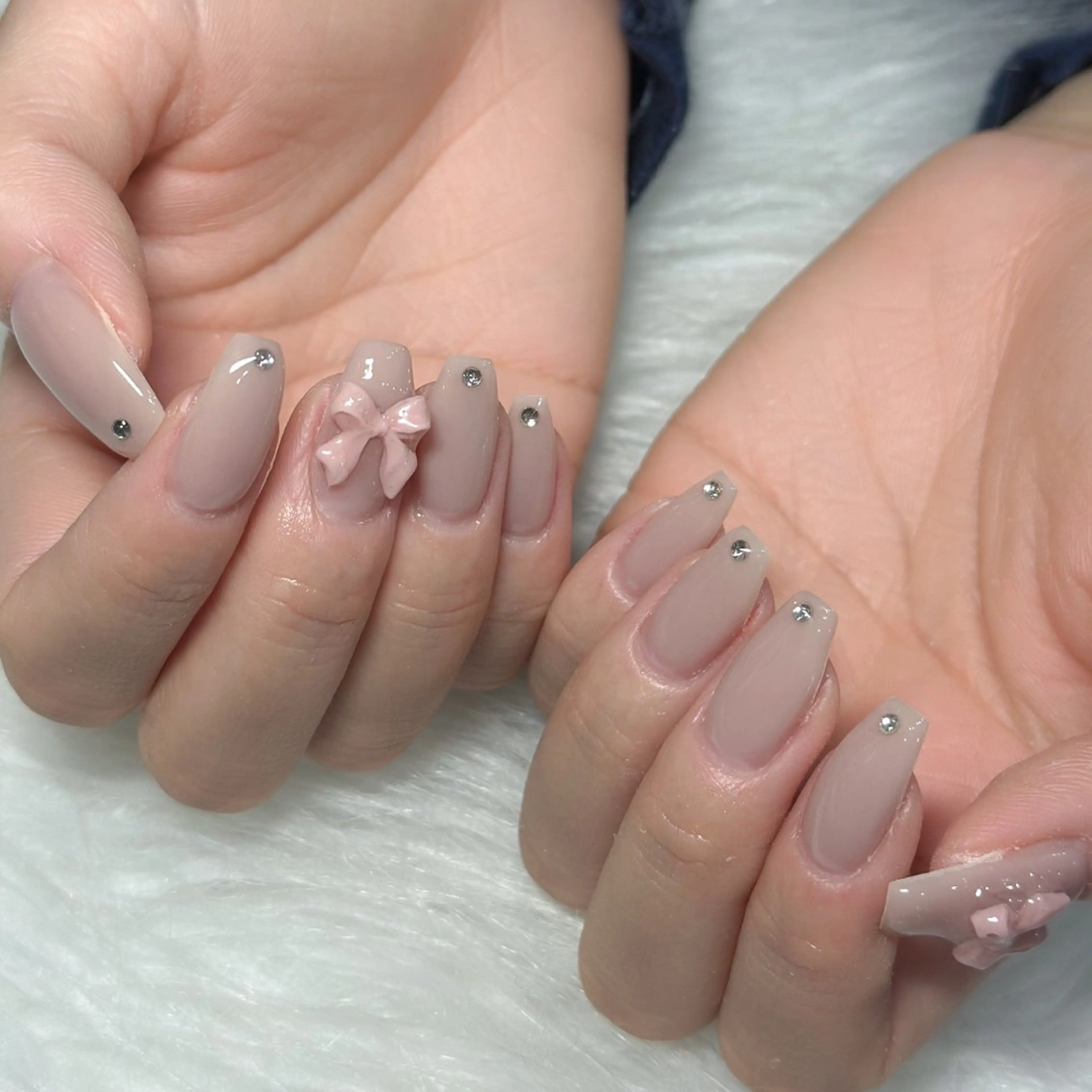 ネイル ハンドネイル フットネイル LAVISH nanamiのネイルデザイン