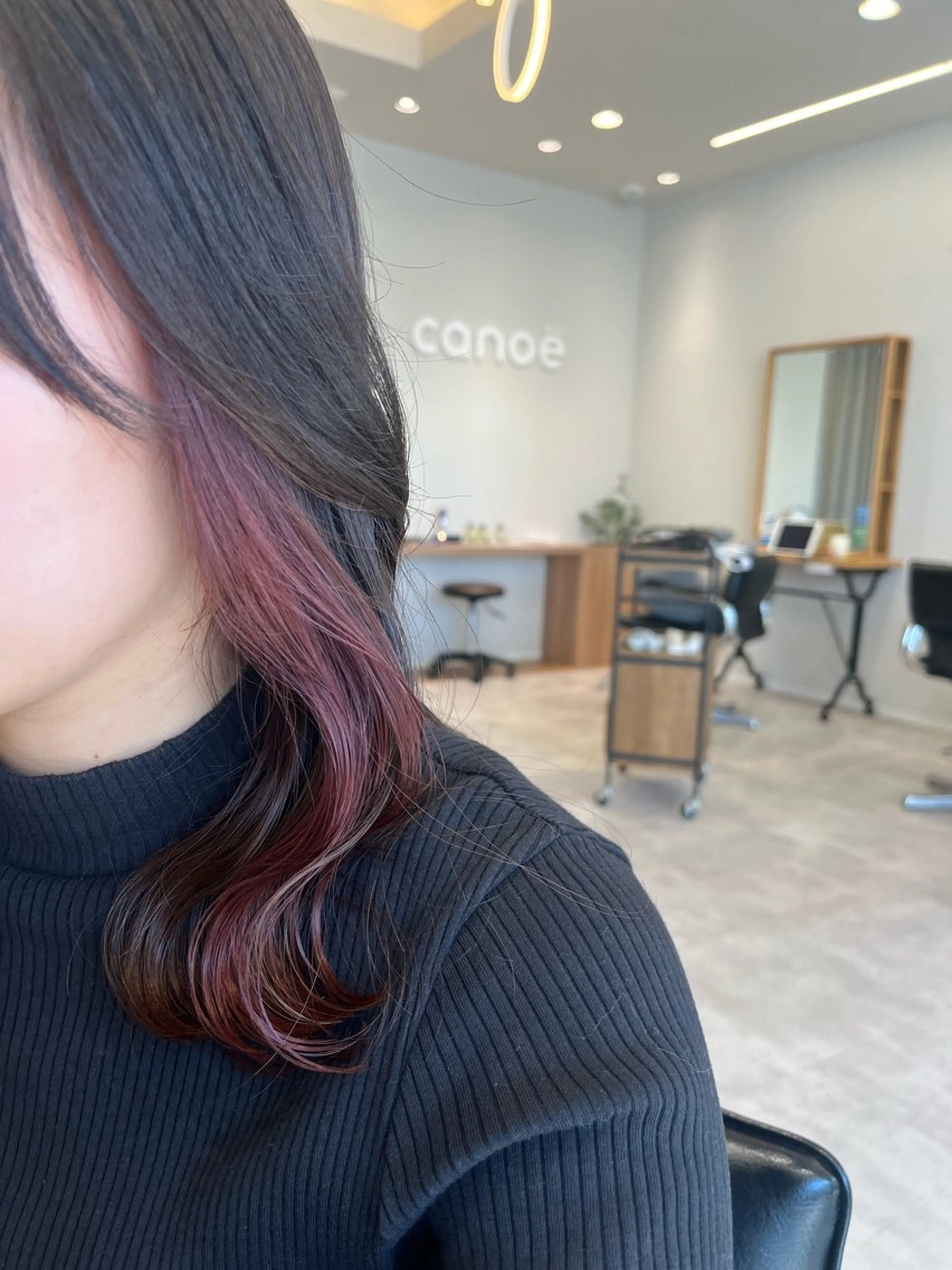 セミロング うる艶カラー asukaのヘアスタイル