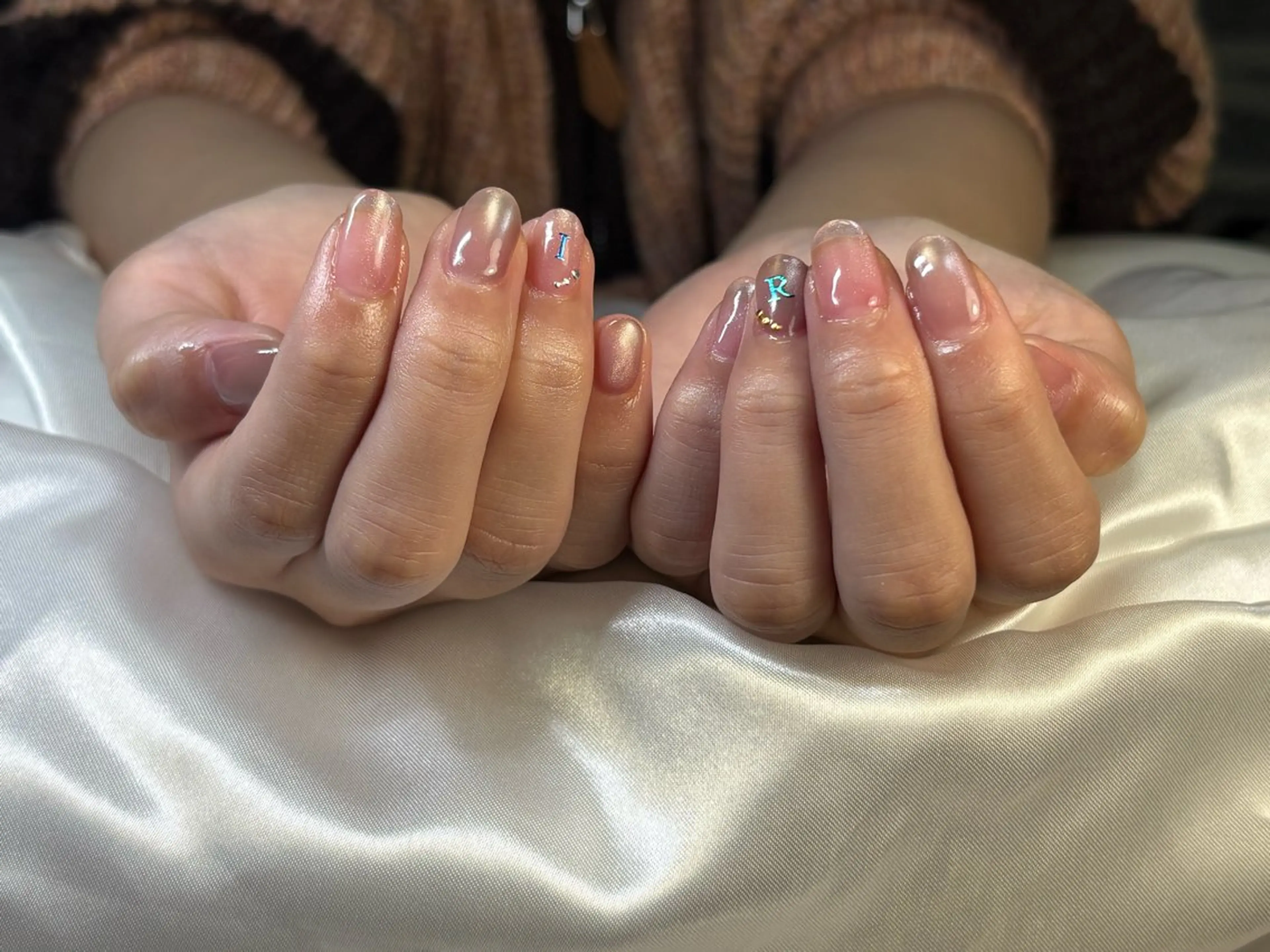 ネイル 氷ネイル・うるうるネイル マグネットネイル ネイルサロン Roiのネイルデザイン