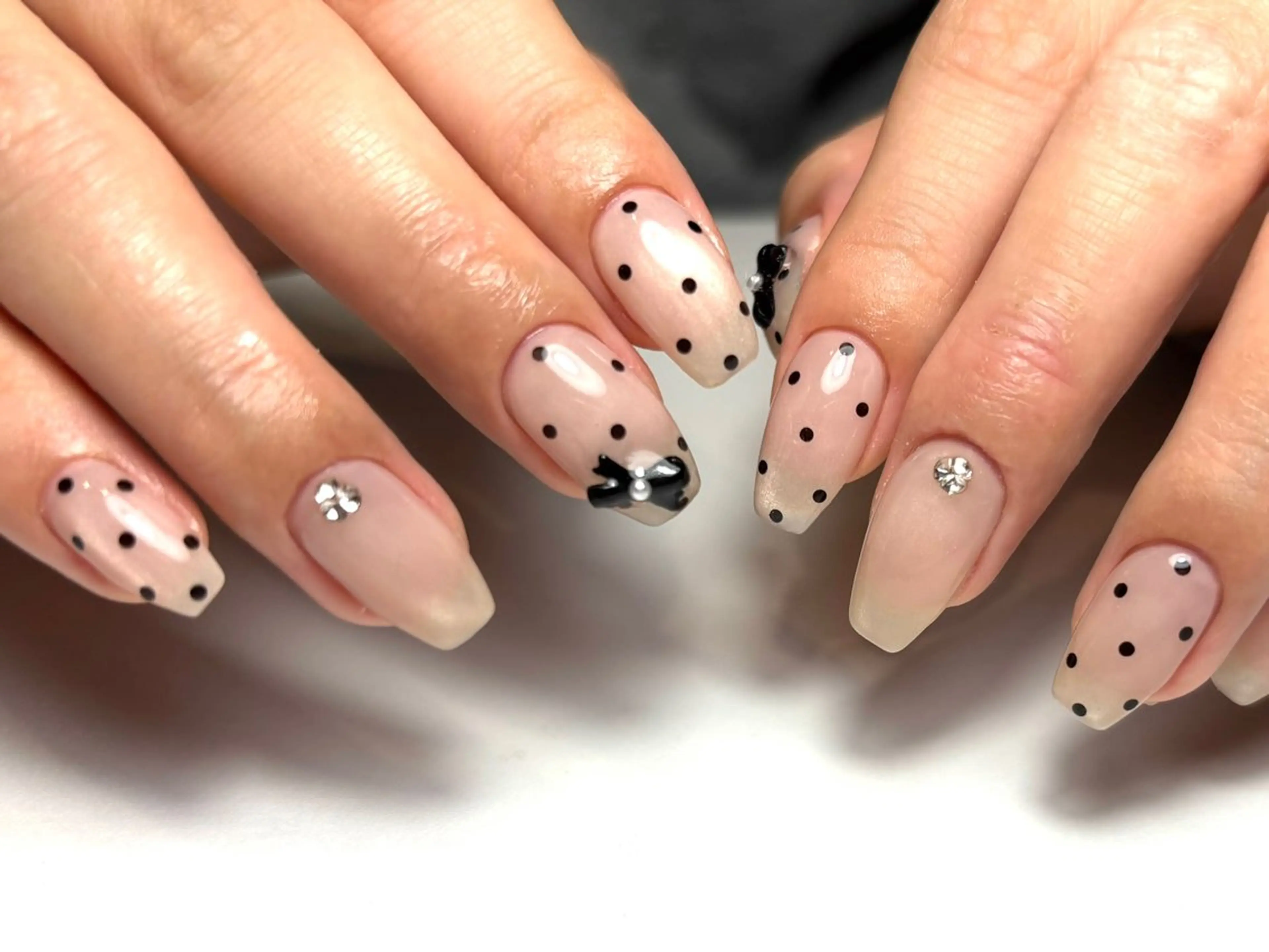 ミディアム ハンドネイル Nailsalon Puttiのネイルデザイン