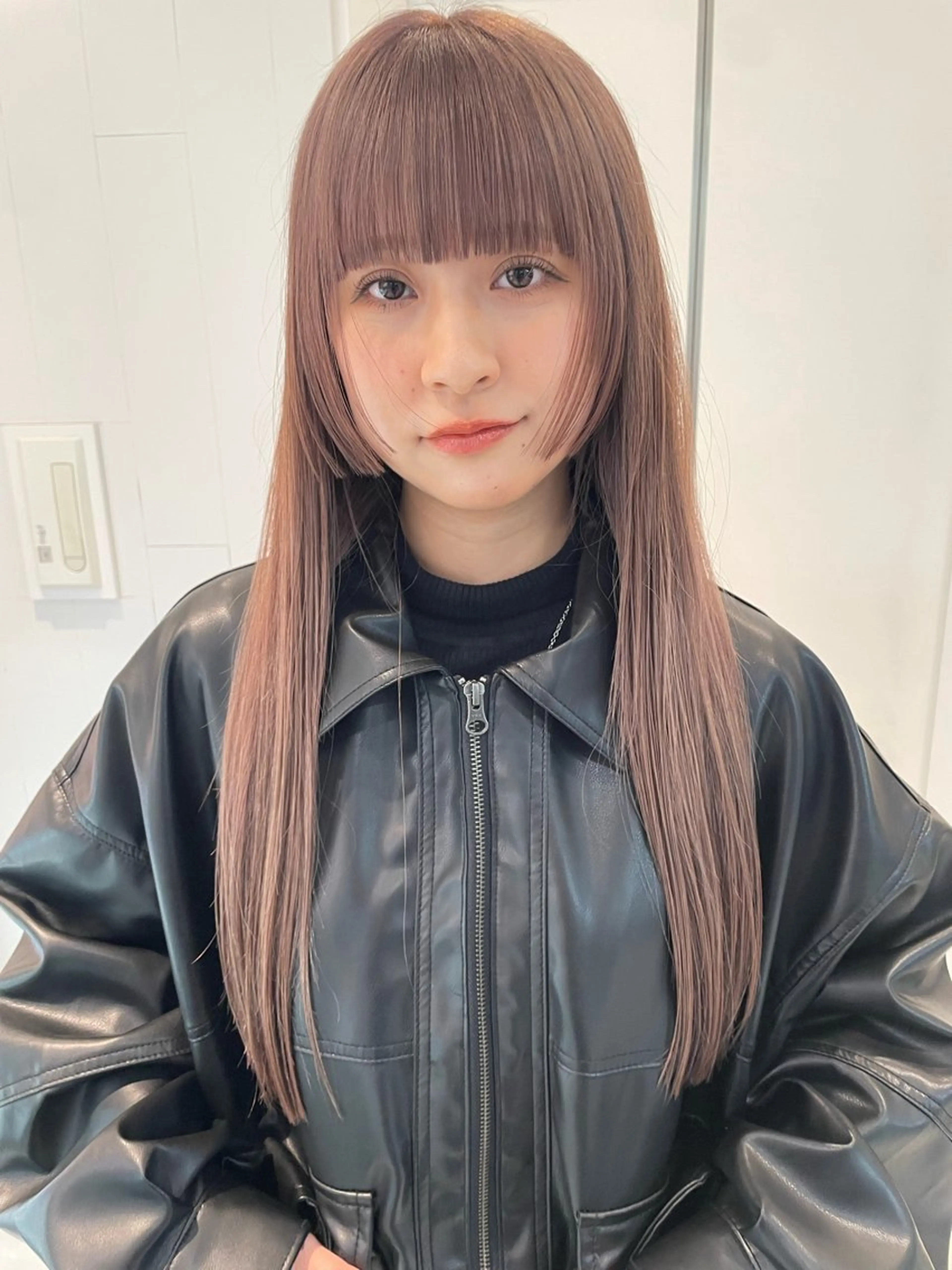 ロング カラー ブリーチ グレージュ ラベンダーカラー ラベンダーグレージュ ラベンダーグレー カット ヘアカラー トリートメント パーマ/パーマ落とし 【Kouta】のヘアスタイル