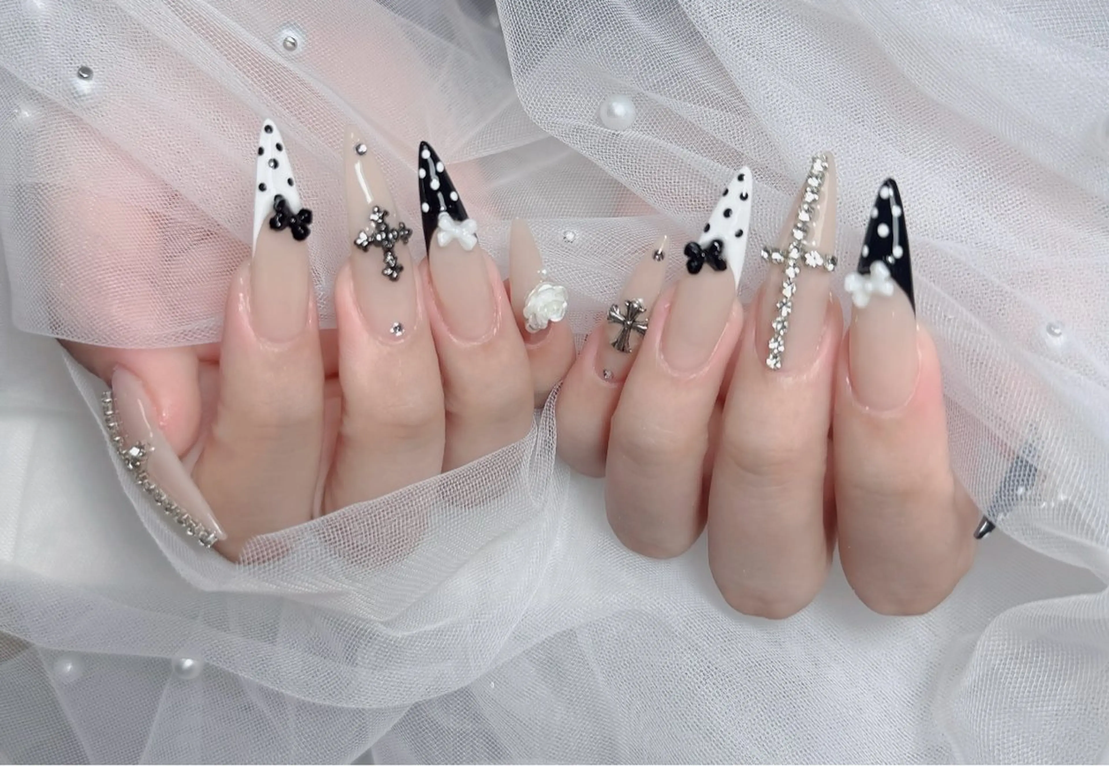 ネイル アートネイル 韓国ネイル 持ち込み ワンホンネイル ハンドネイル Lenie Nail Salonのネイルデザイン
