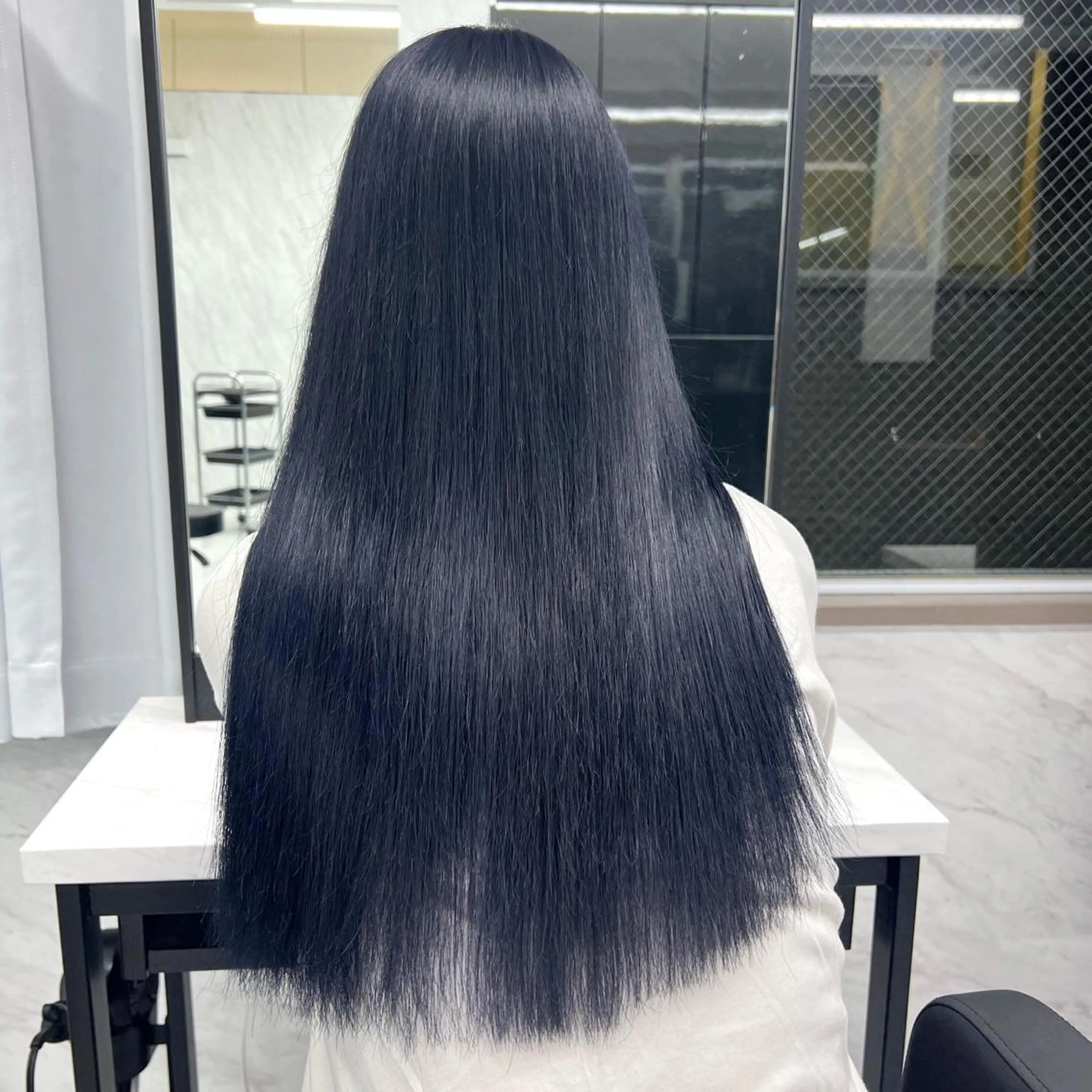 ロング カラー シールエクステ ハイトーンカラー エクステ シールエクステ特化 ハイトーン、NANAのヘアスタイル