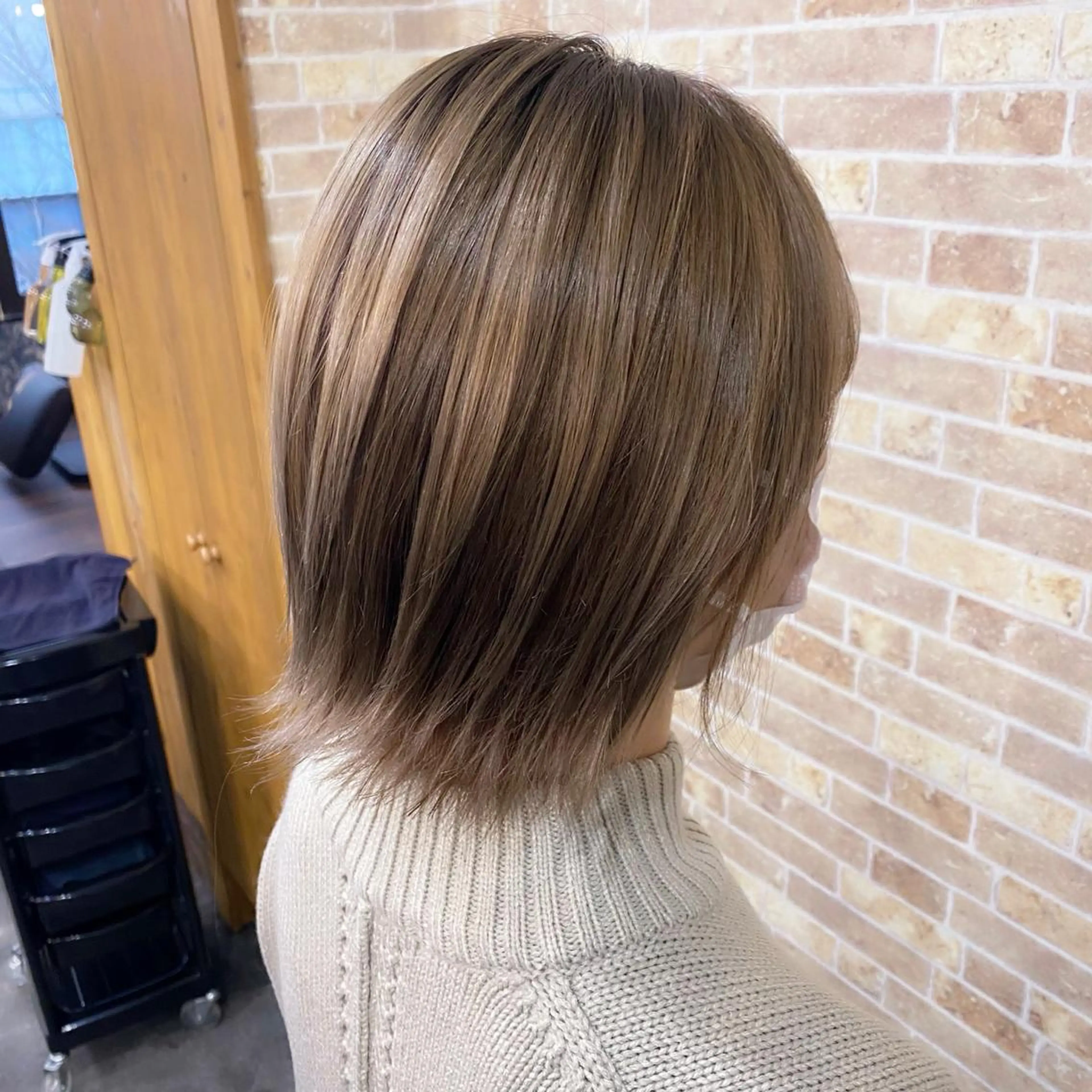 ショート ヘアカラー トリートメント 美髪ヘア 🤍erikaのヘアスタイル