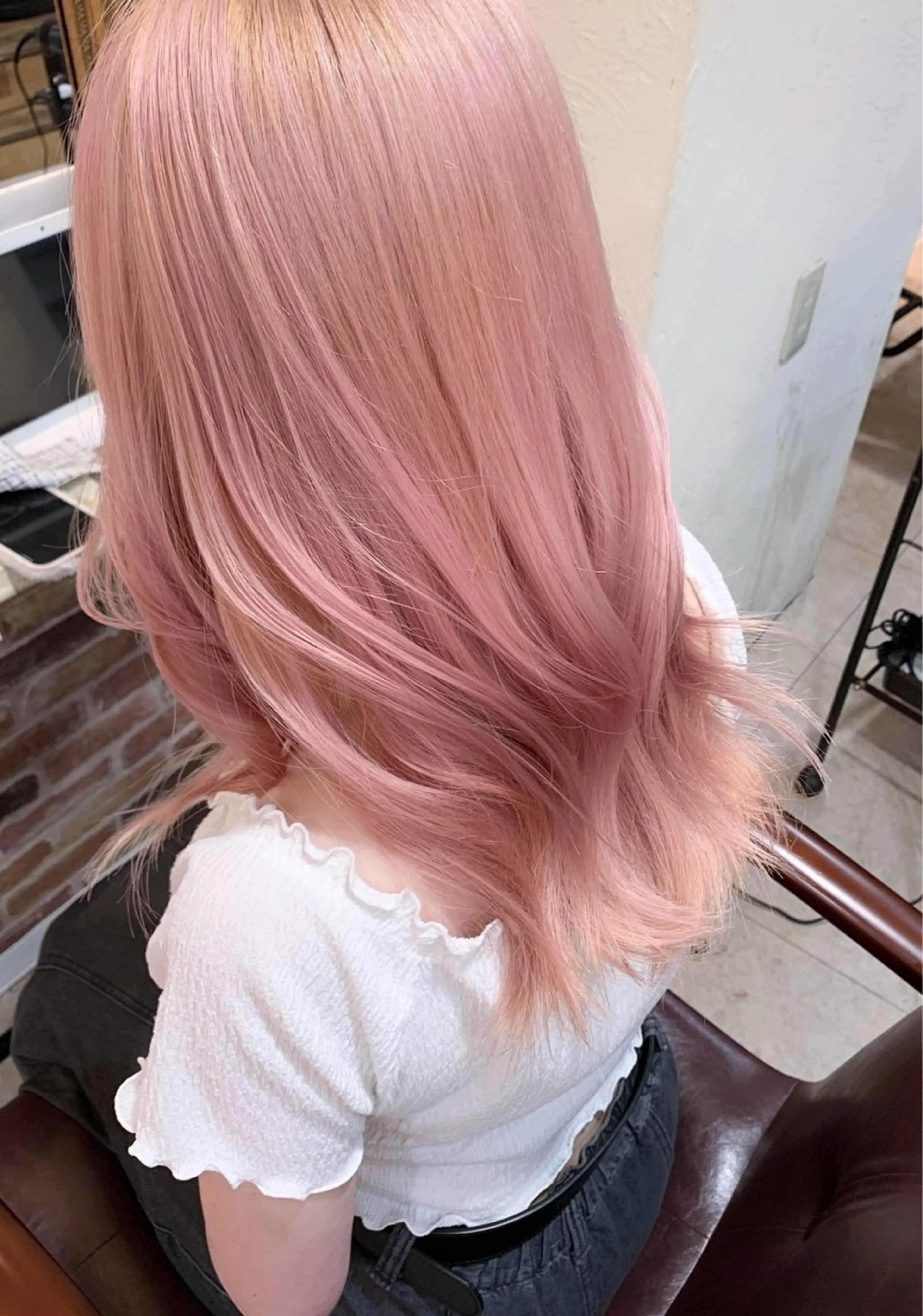 カラー ピンクカラー ヘアカラー 越冨　レイヤー/ 顔周り特化/髪質改善のヘアスタイル