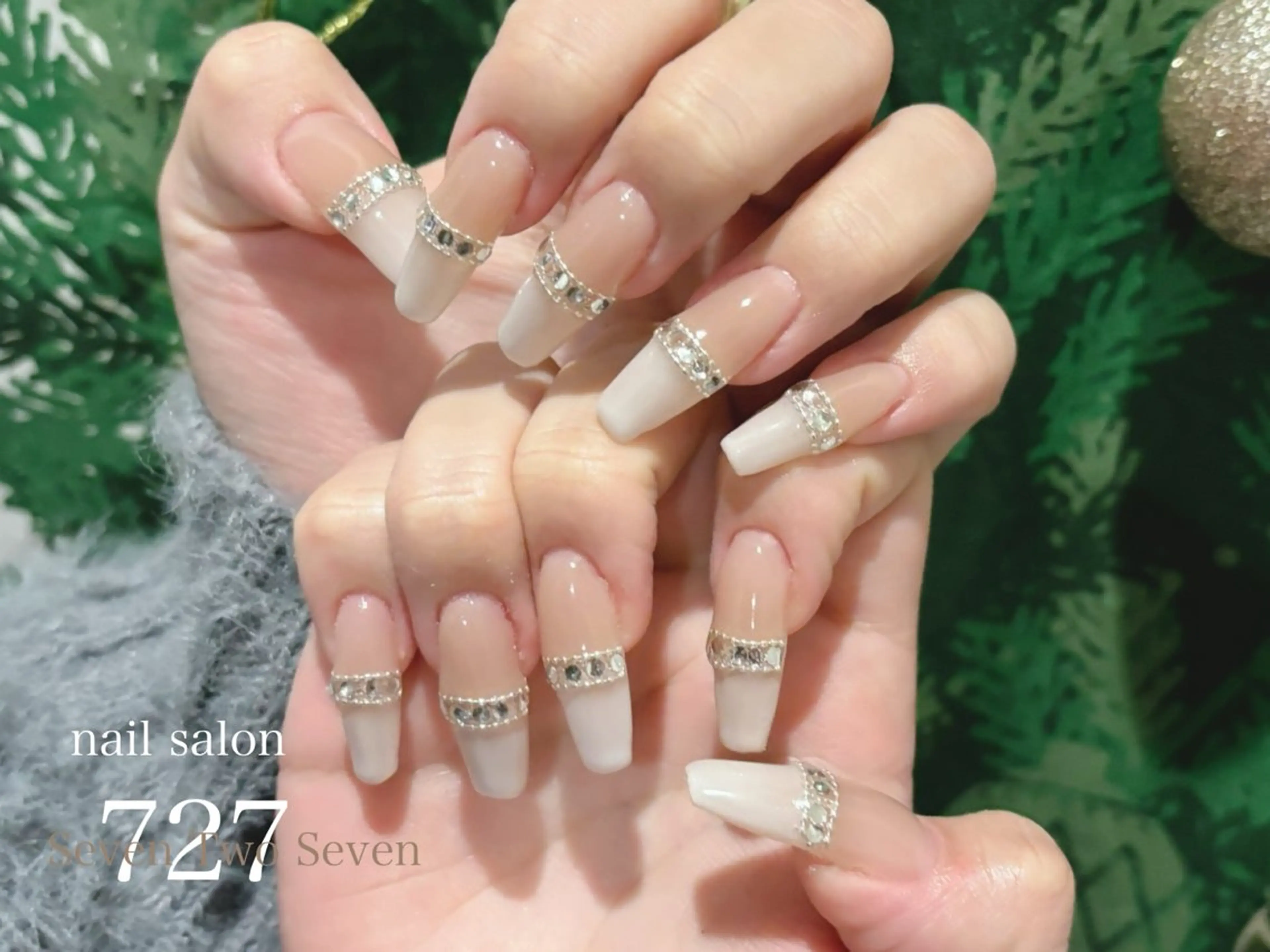 ネイル ハンドネイル 727 nailのネイルデザイン