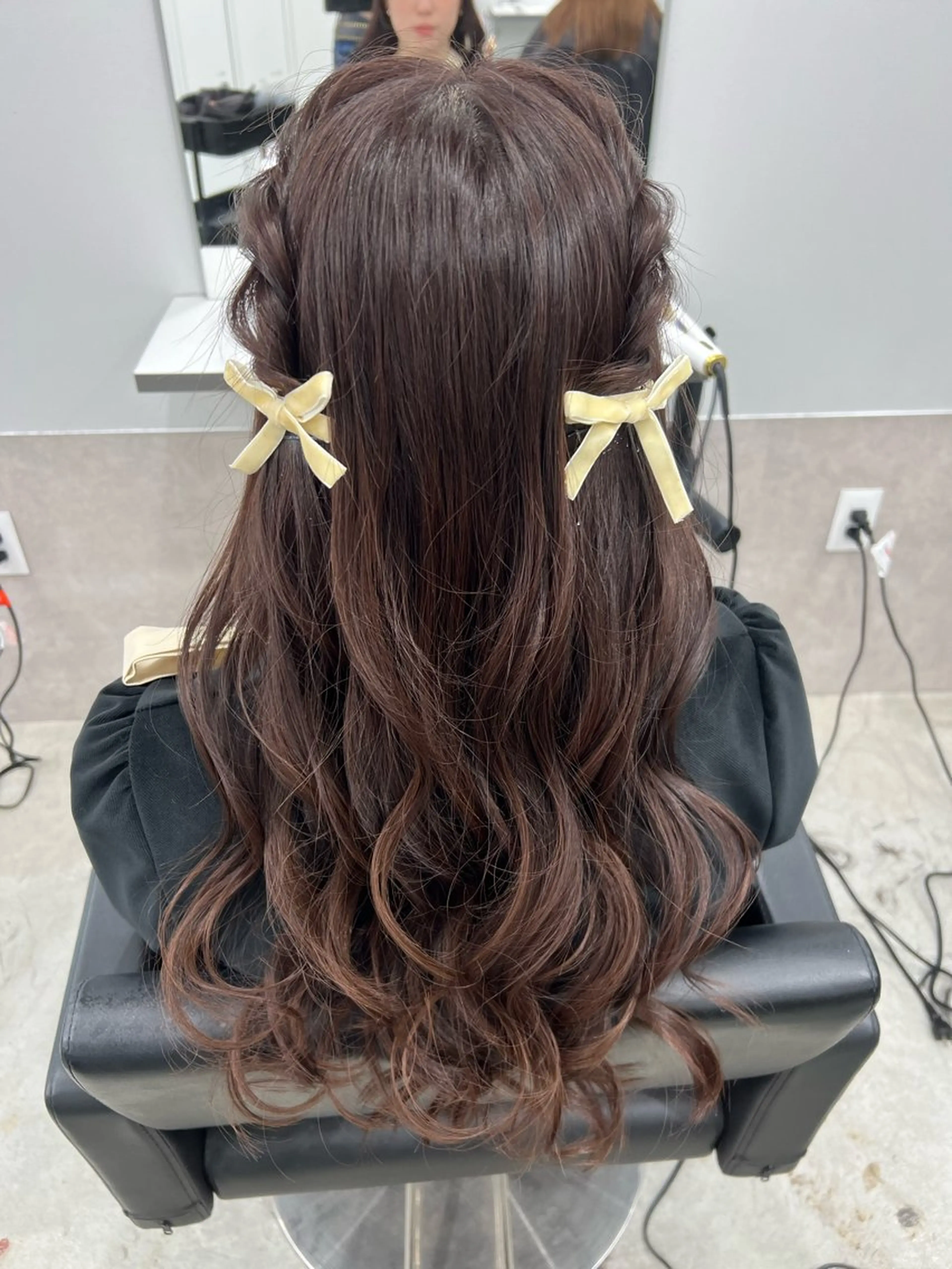 ロング ヘアセット maya レイヤーカットのヘアスタイル