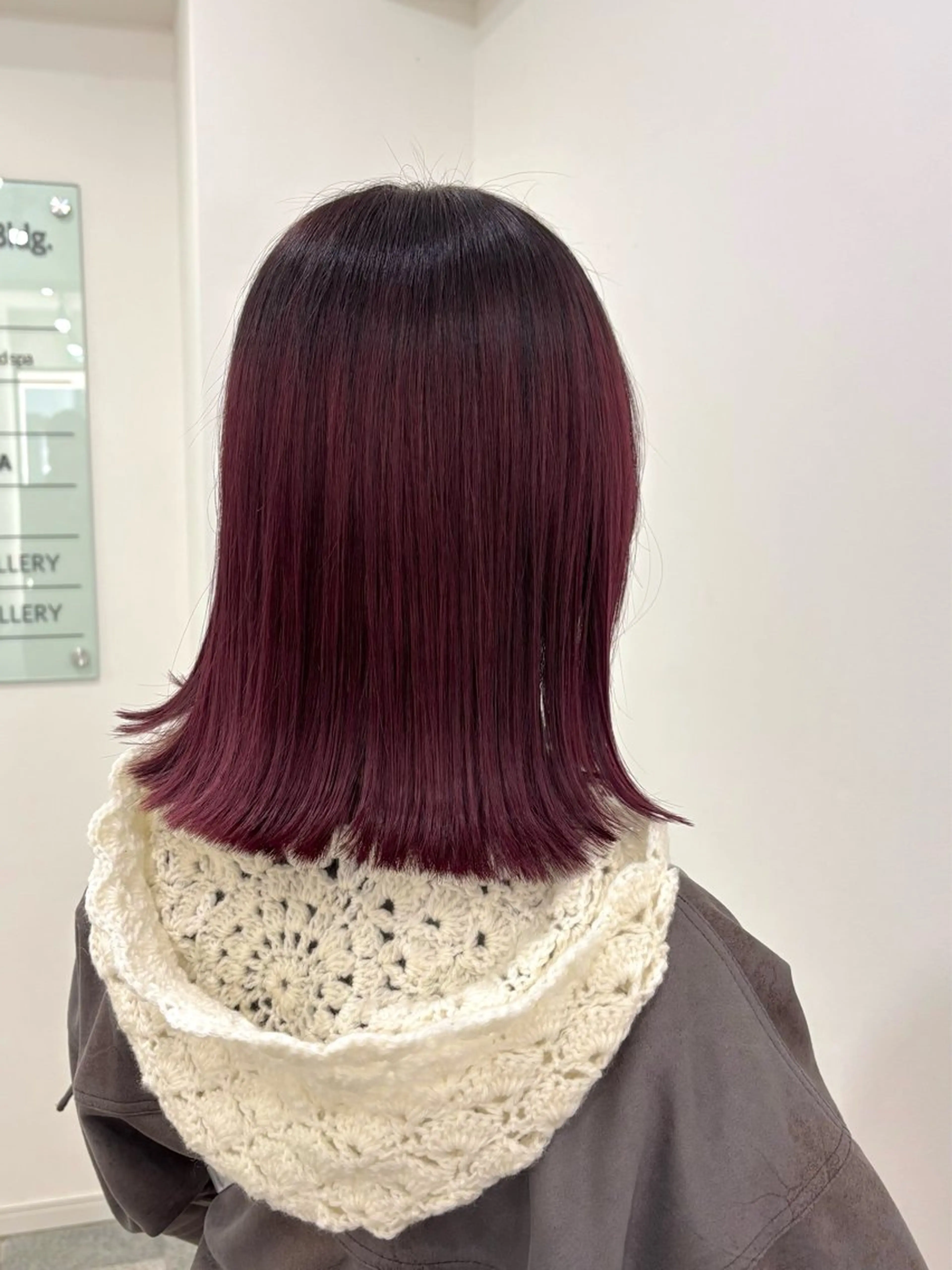 ミディアム ボブ カット ヘアカラー トリートメント 🎀クロスパーマ／ ボブ🎀MOMONAのヘアスタイル