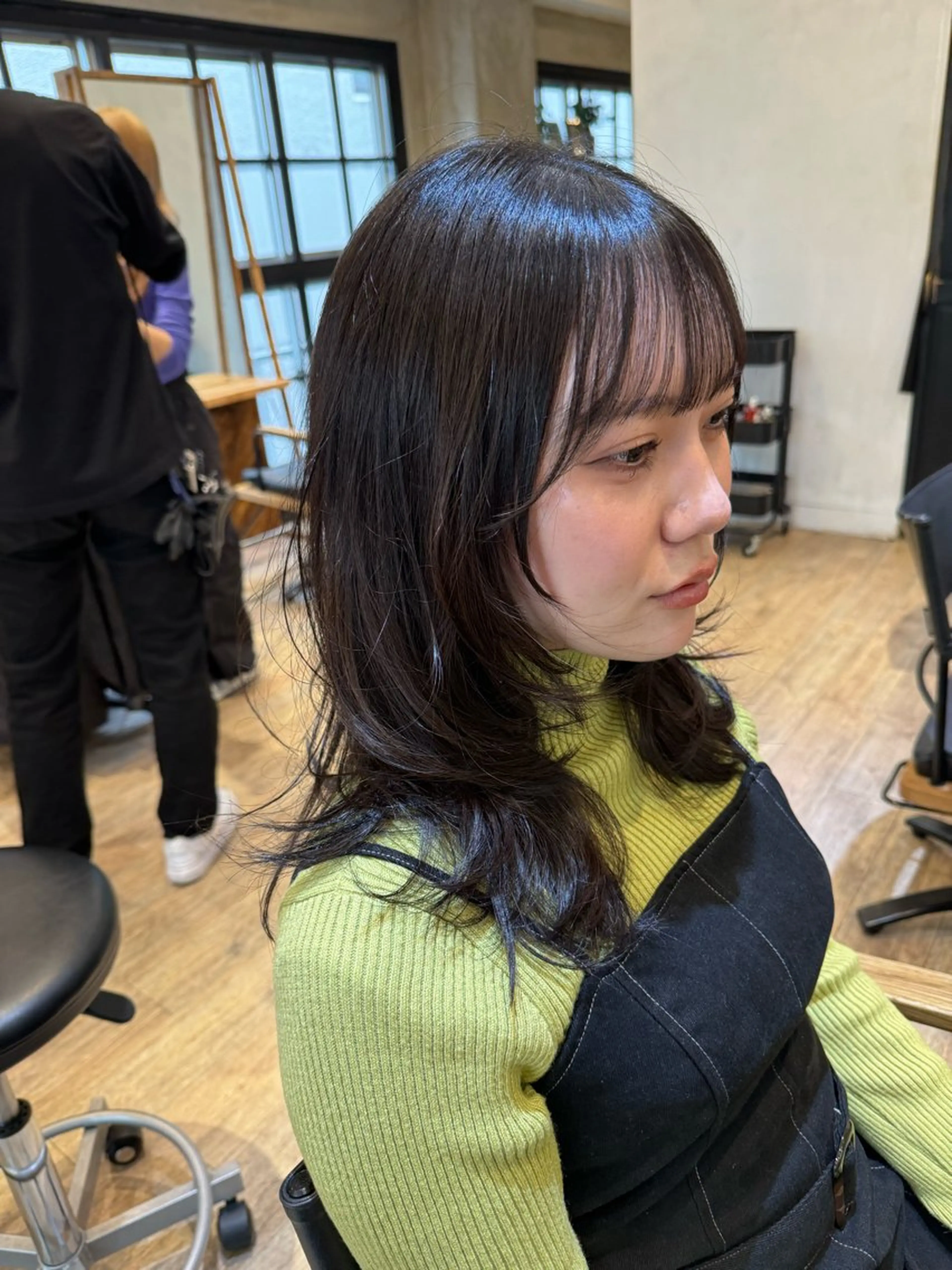 セミロング ヘアカラー トリートメント 顔周りcut・ご相談 =新宿しずく🇰🇷のヘアスタイル