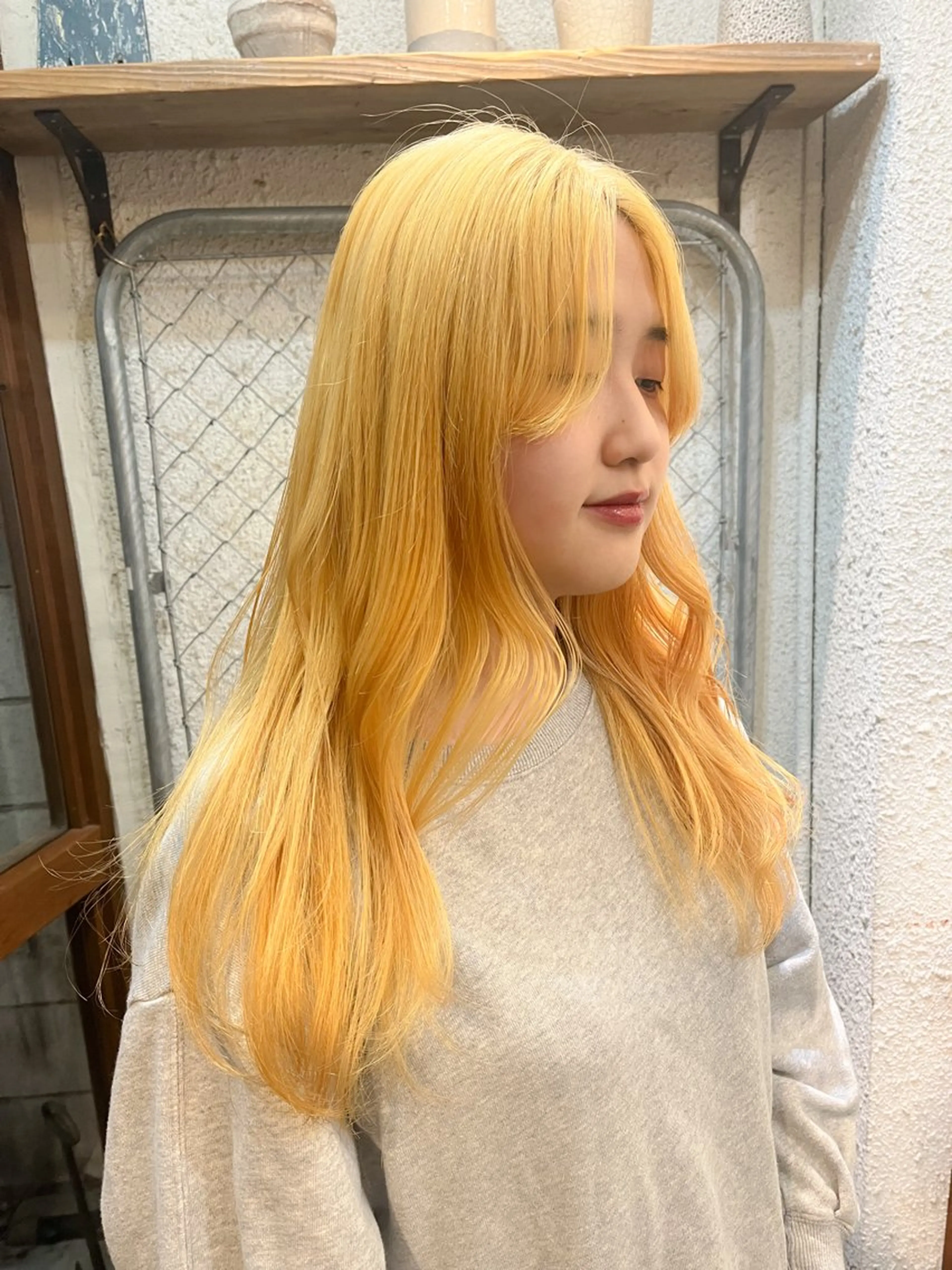 セミロング カラー ハイトーンを育てる ブリーチカラー/牧原のヘアスタイル