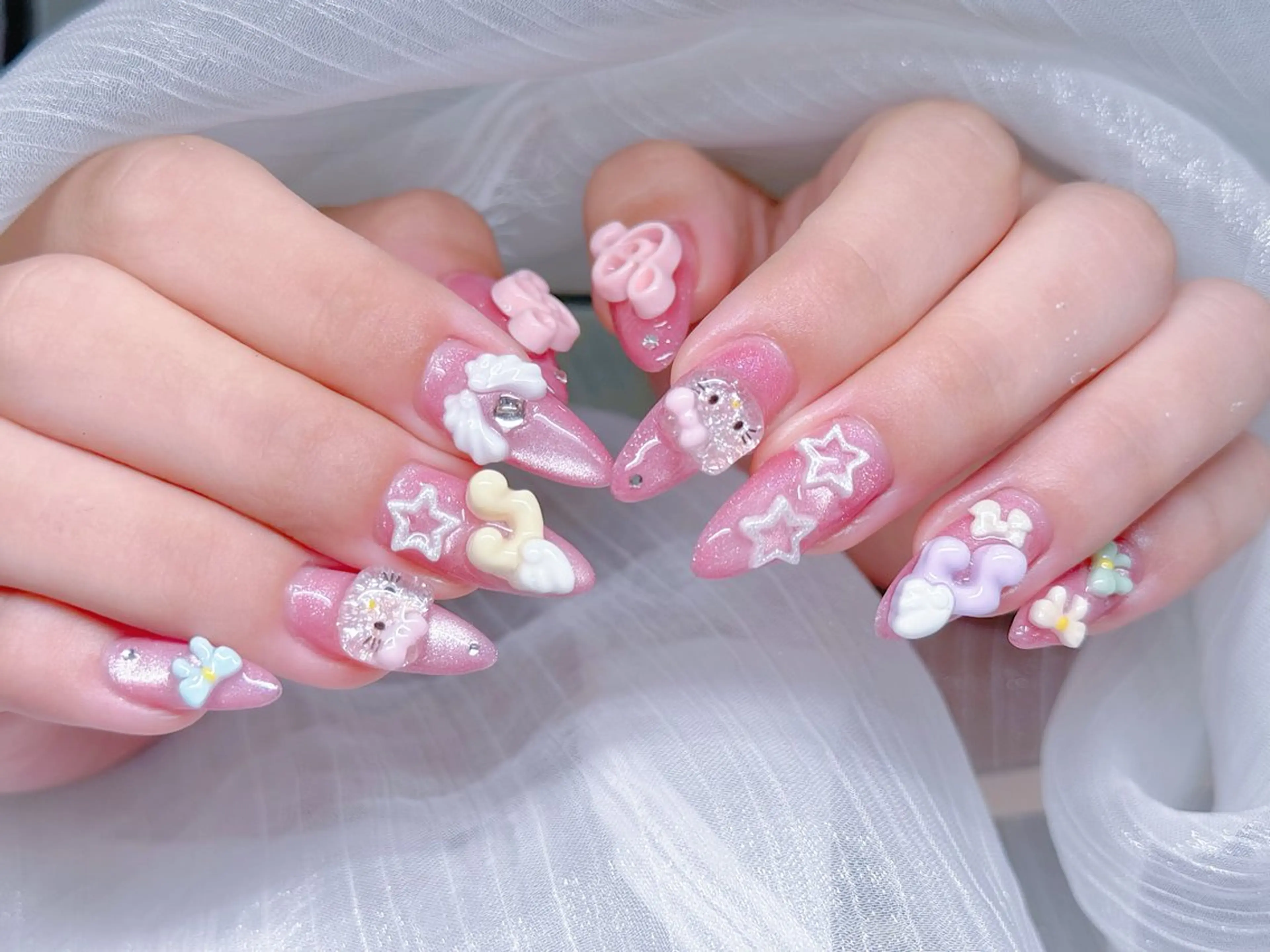 ネイル チークネイル フレンチネイル 韓国ネイル マグネットネイル ミラーネイル ハンドネイル MILO 168 池袋のネイルデザイン