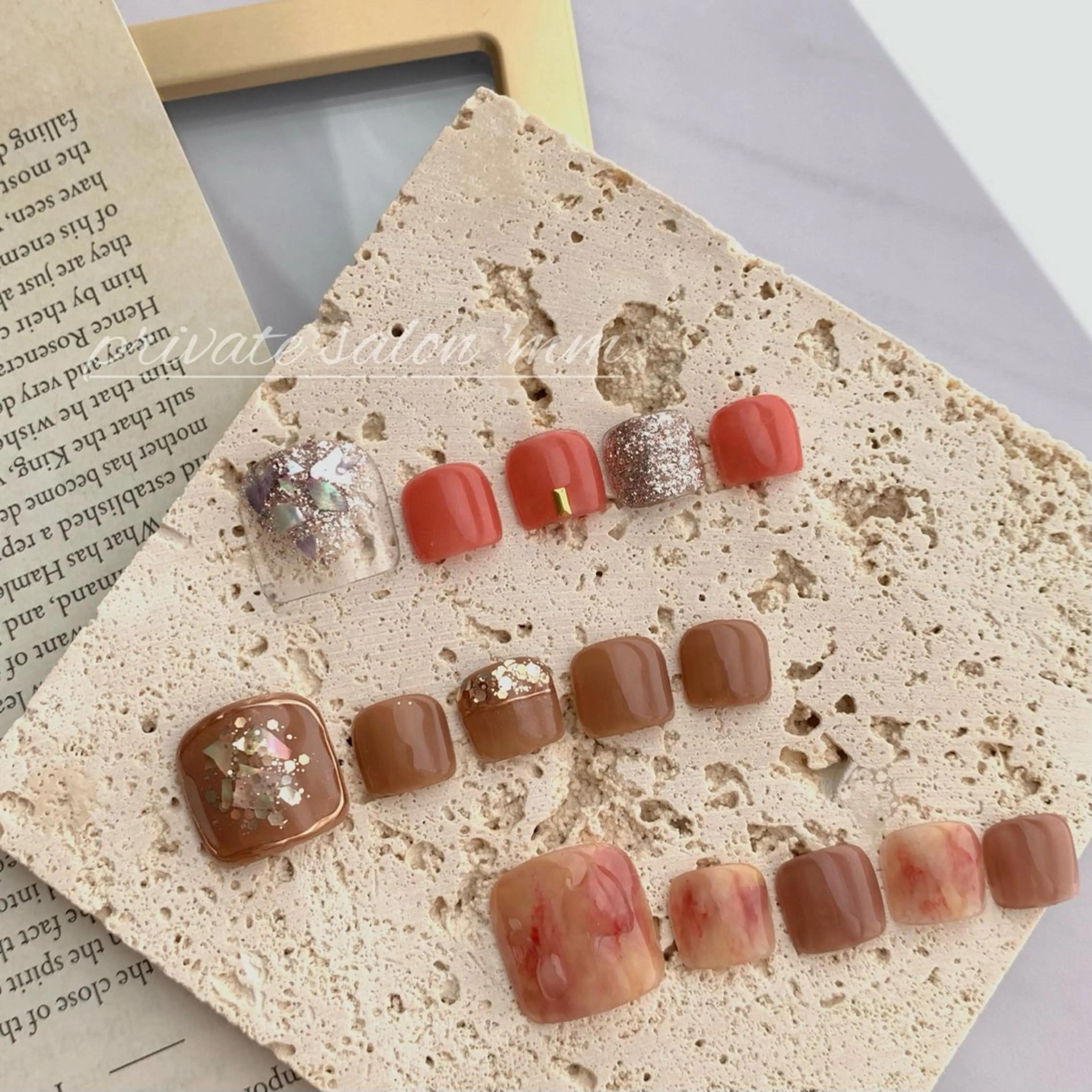 ネイル 'mm  (ミリ) ＭＡＮＡＭＩのネイルデザイン