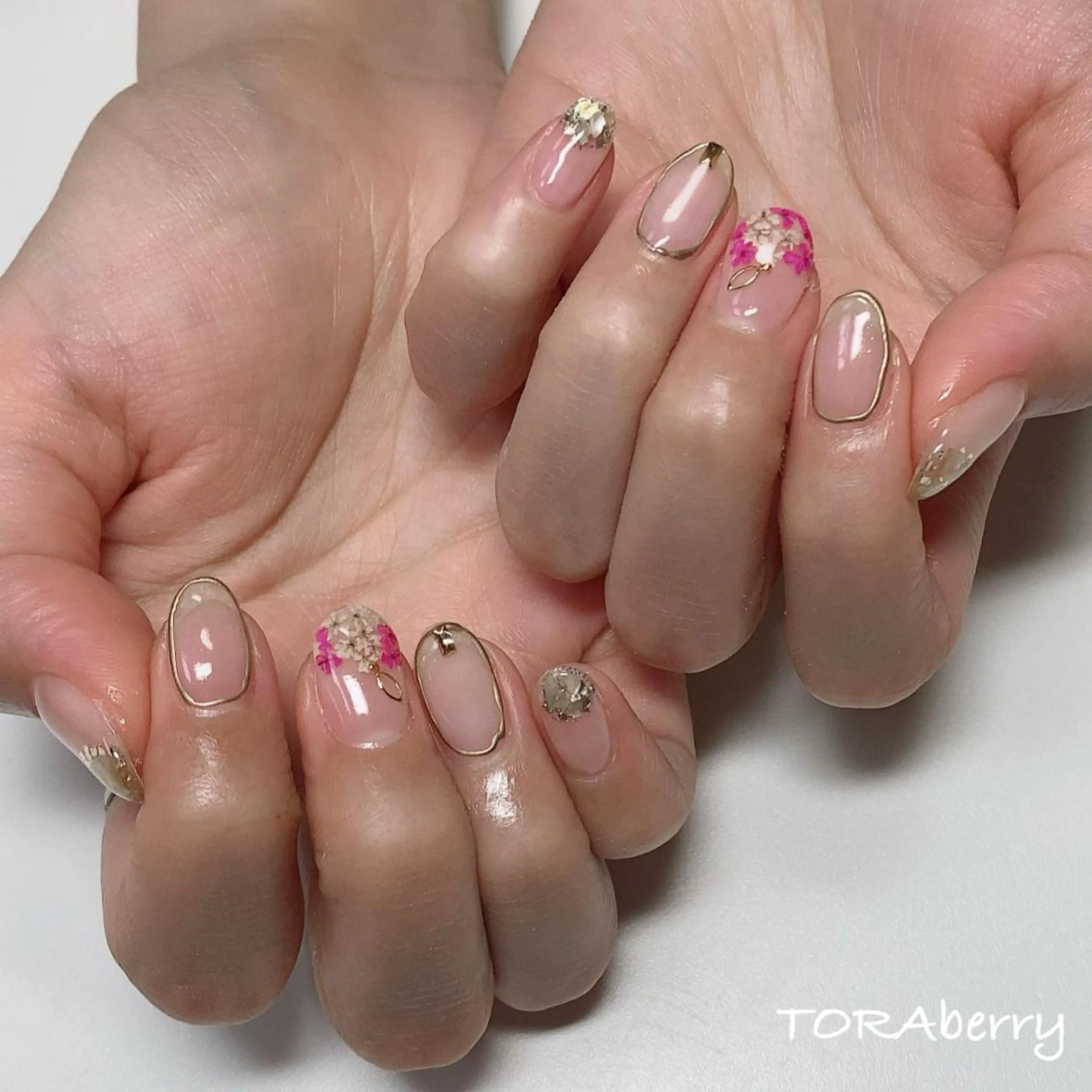 ネイル ハンドネイル ネイリスト なつみのネイルデザイン