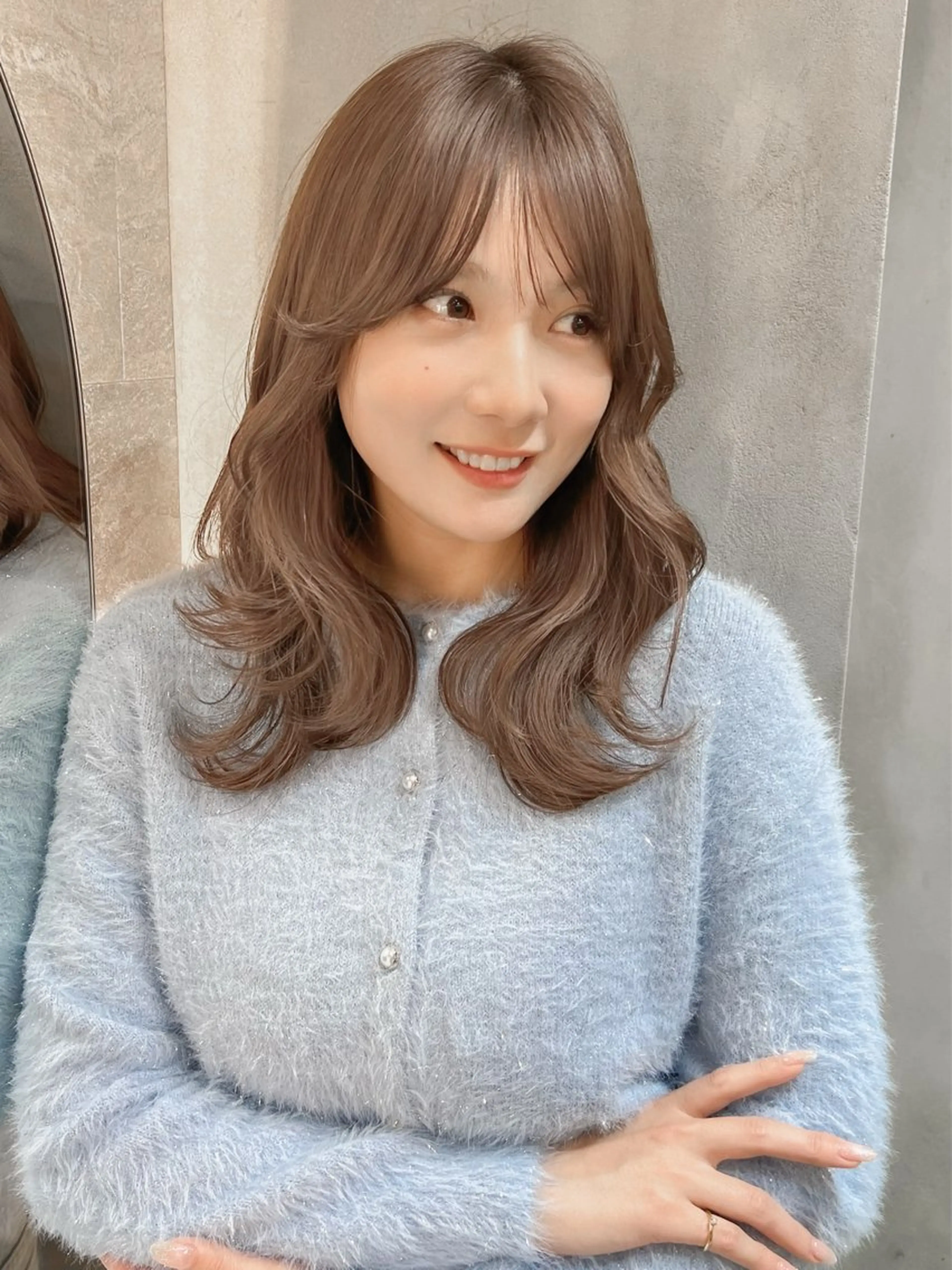 ミディアム 韓国風ヘア レイヤーカット ヘアカラー 韓国ヘア🇰🇷／艶 カラー🫧/木村和生のヘアスタイル