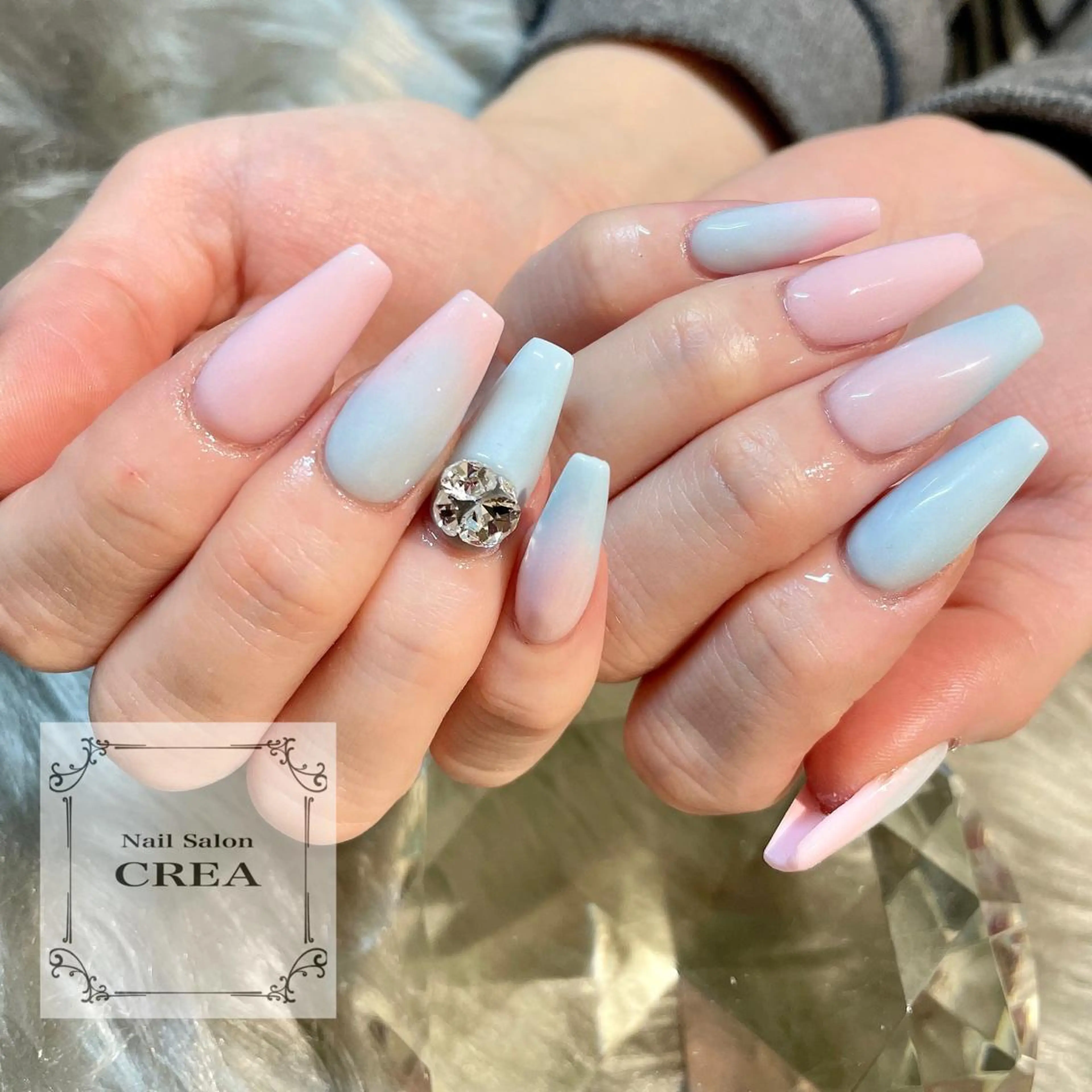 ネイル ストーンネイル ハンドネイル NailSalon CREAのネイルデザイン