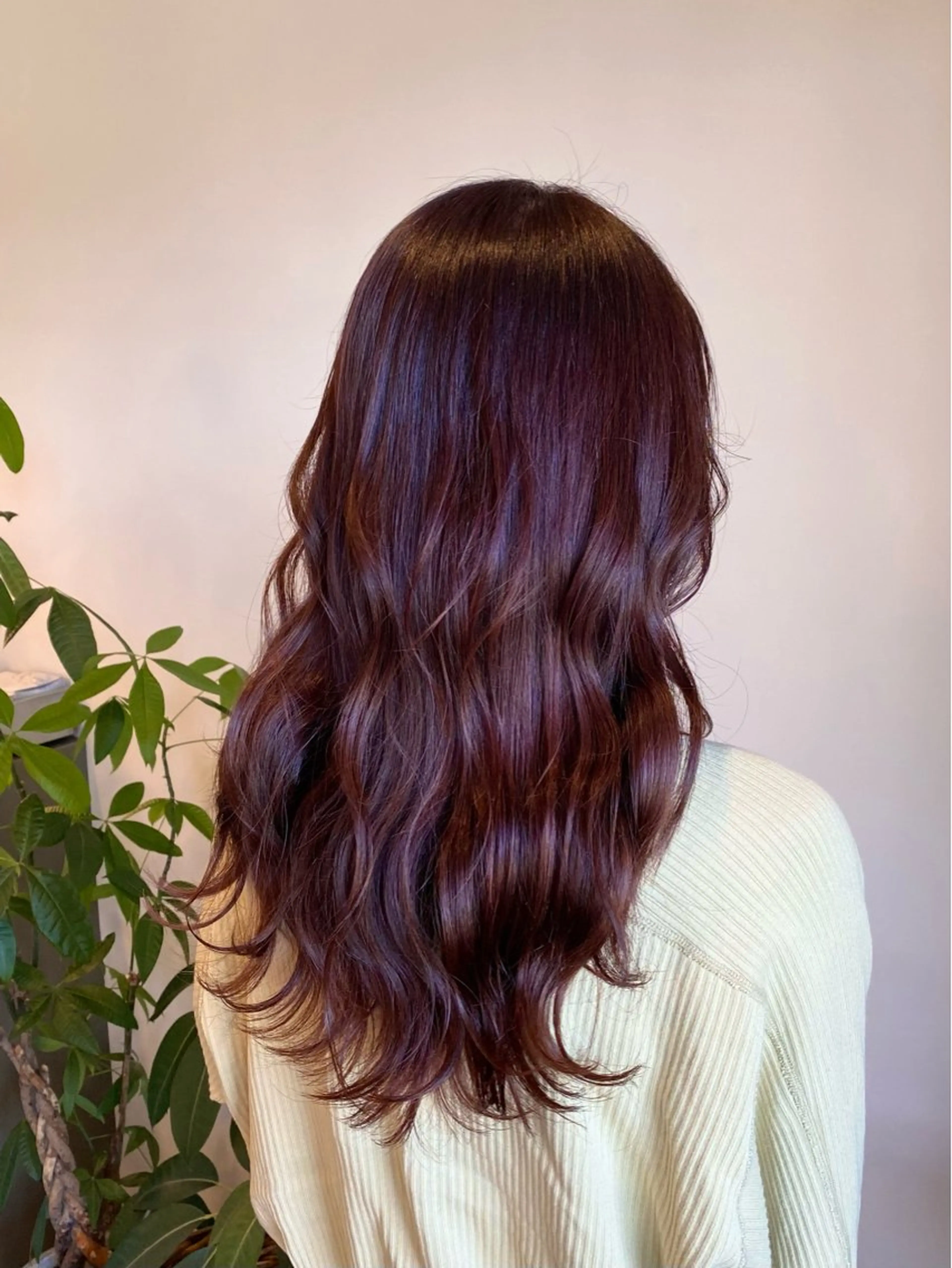 ロング カラー ブラウンカラー ピンクカラー ピンクブラウン ヘアカラー トリートメント Ludwig AIRIのヘアスタイル