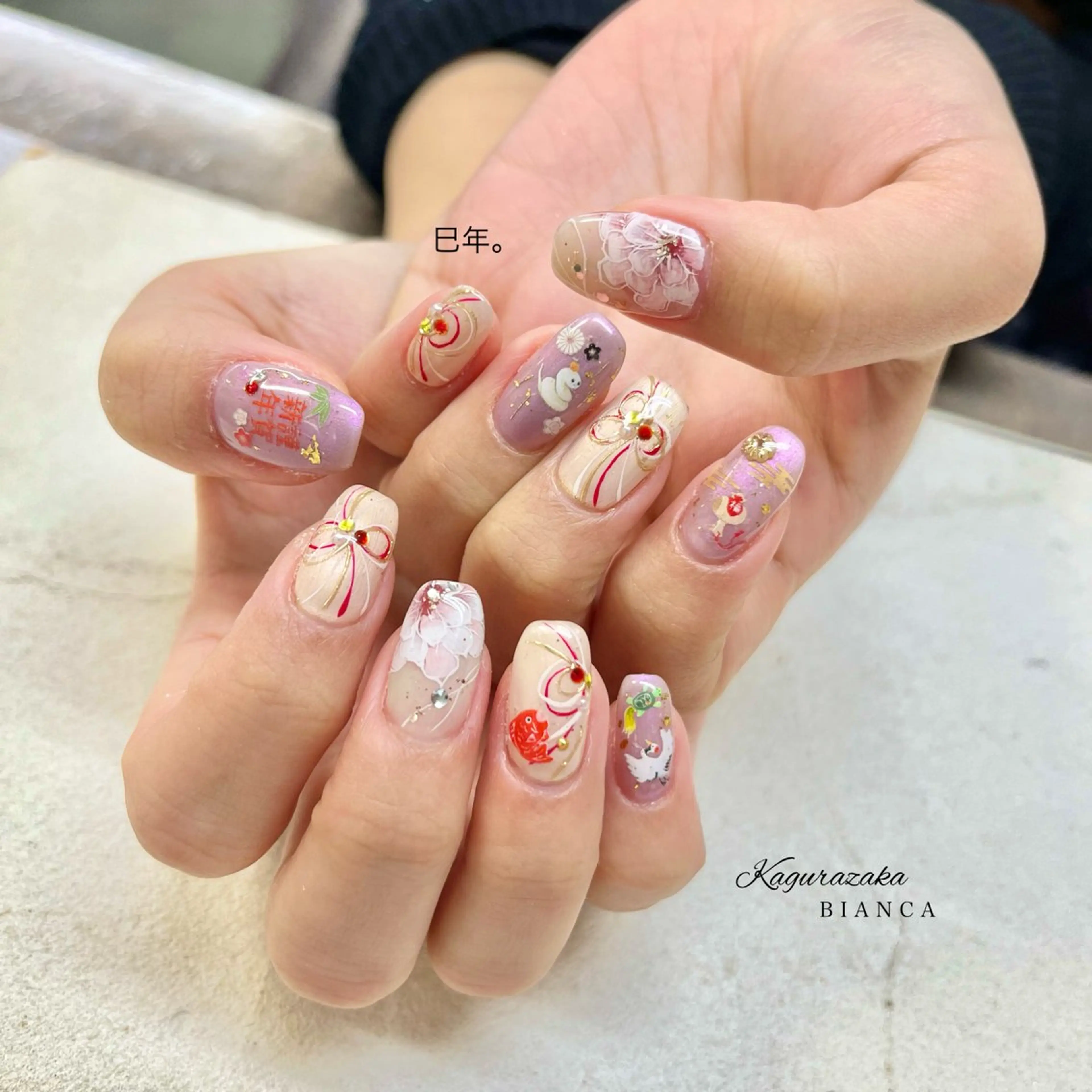 ネイル ハンドネイル BIANCA Ouchidaのネイルデザイン