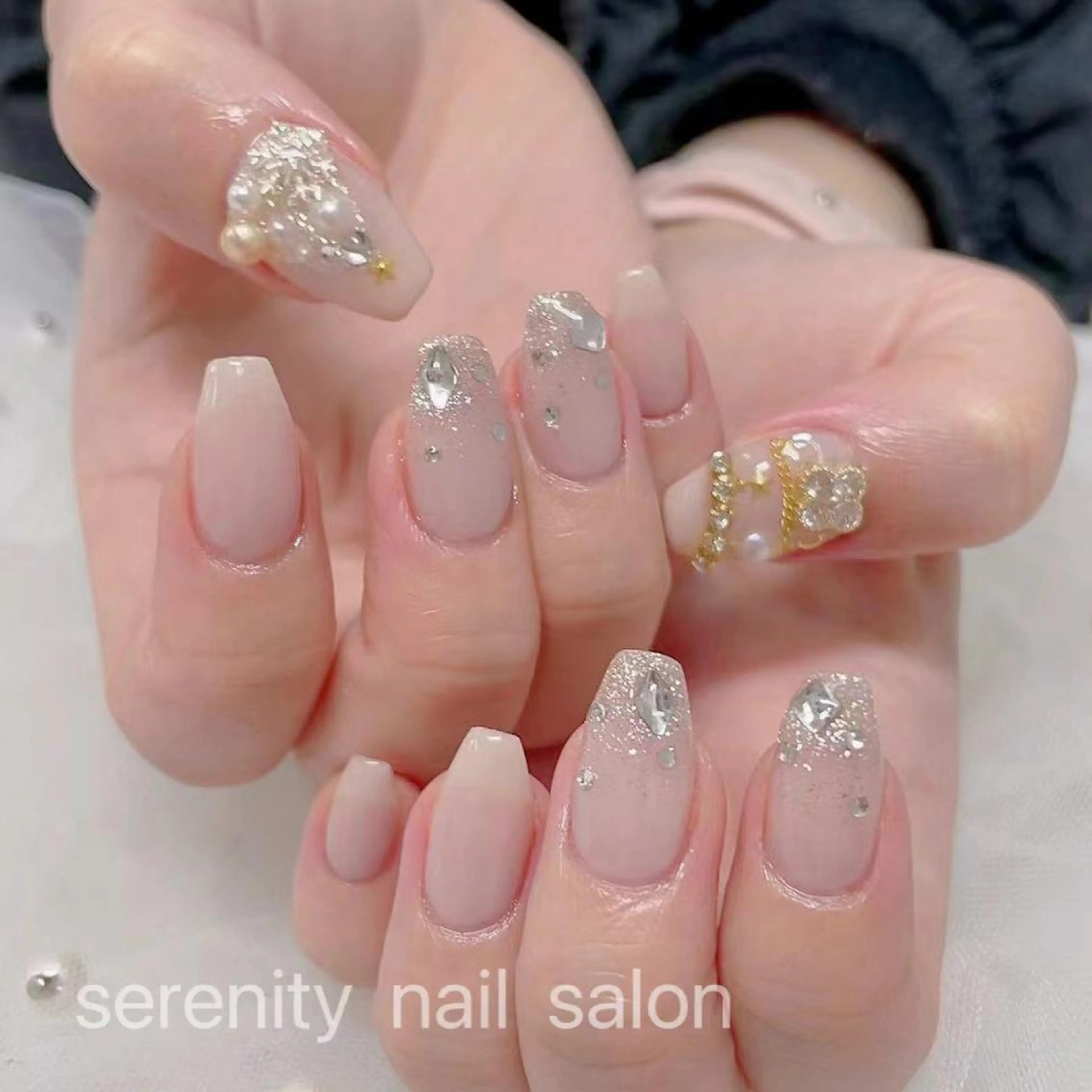 ネイル ハンドネイル ハンドケア ✨Serenity Nail salonのネイルデザイン