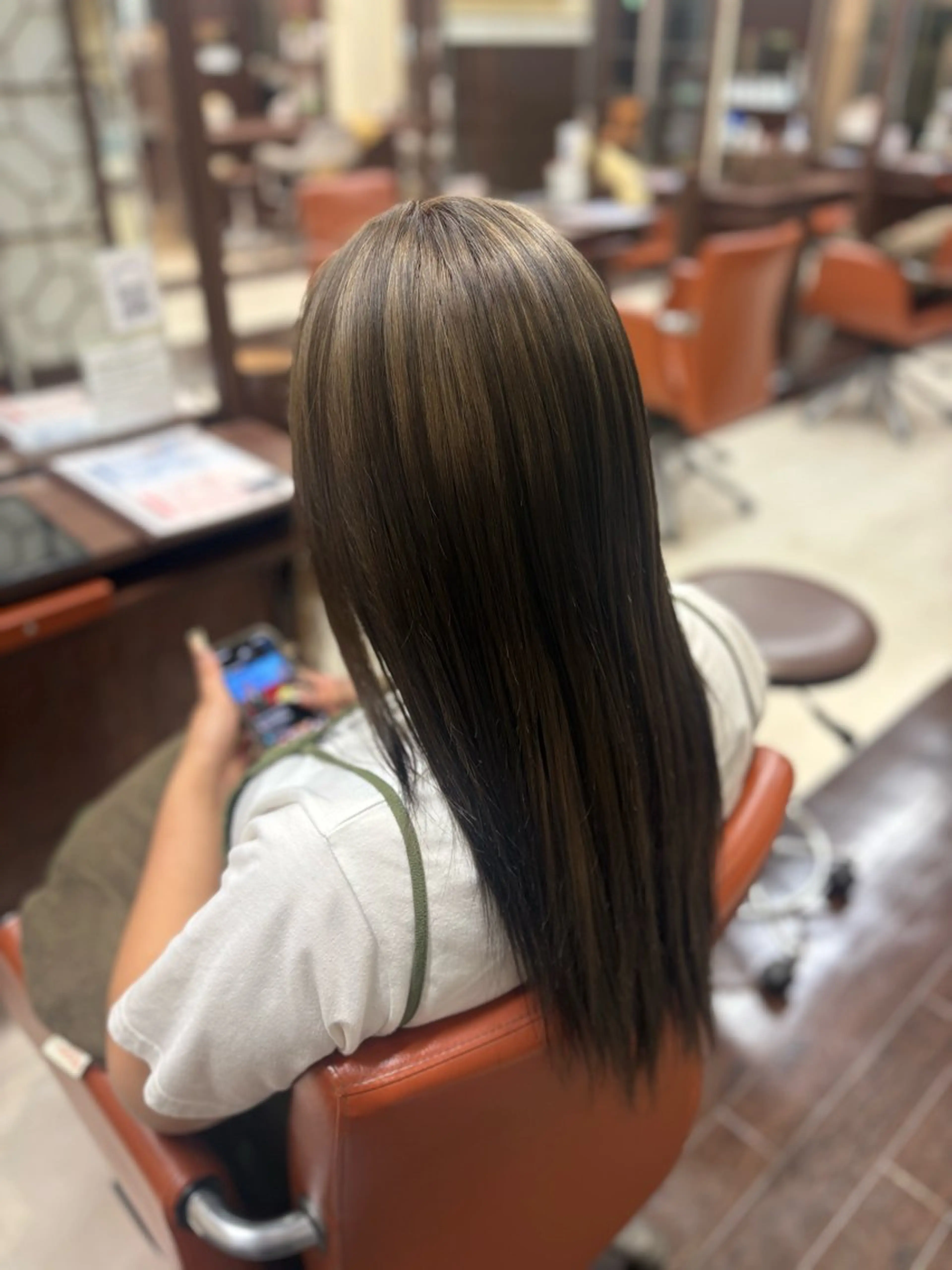 ロング カラー ヘアカラー 垢抜け×韓国風/ ハイトーン/朝倉友香のヘアスタイル