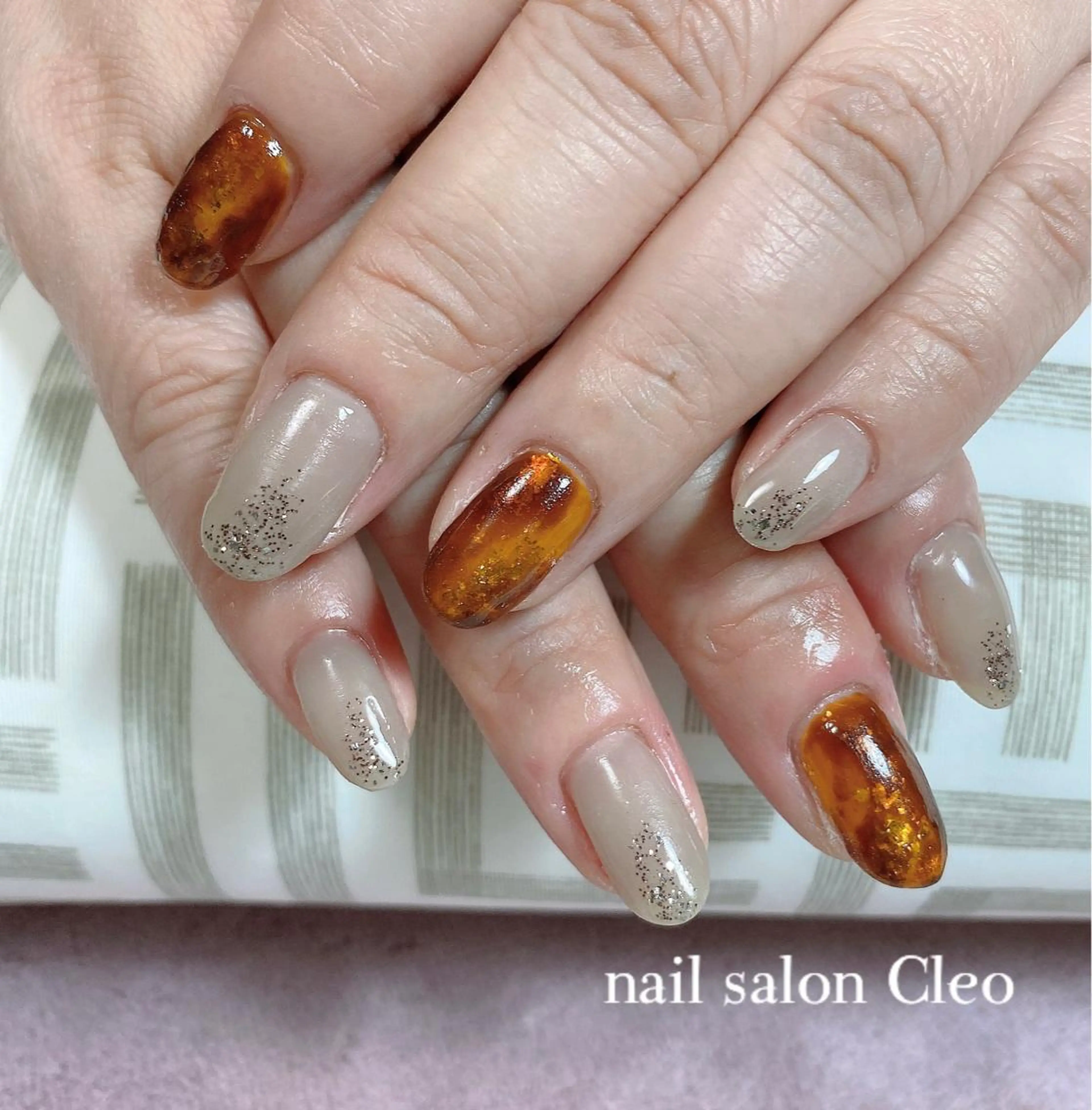 ネイル べっ甲ネイル Cleo クレオのネイルデザイン