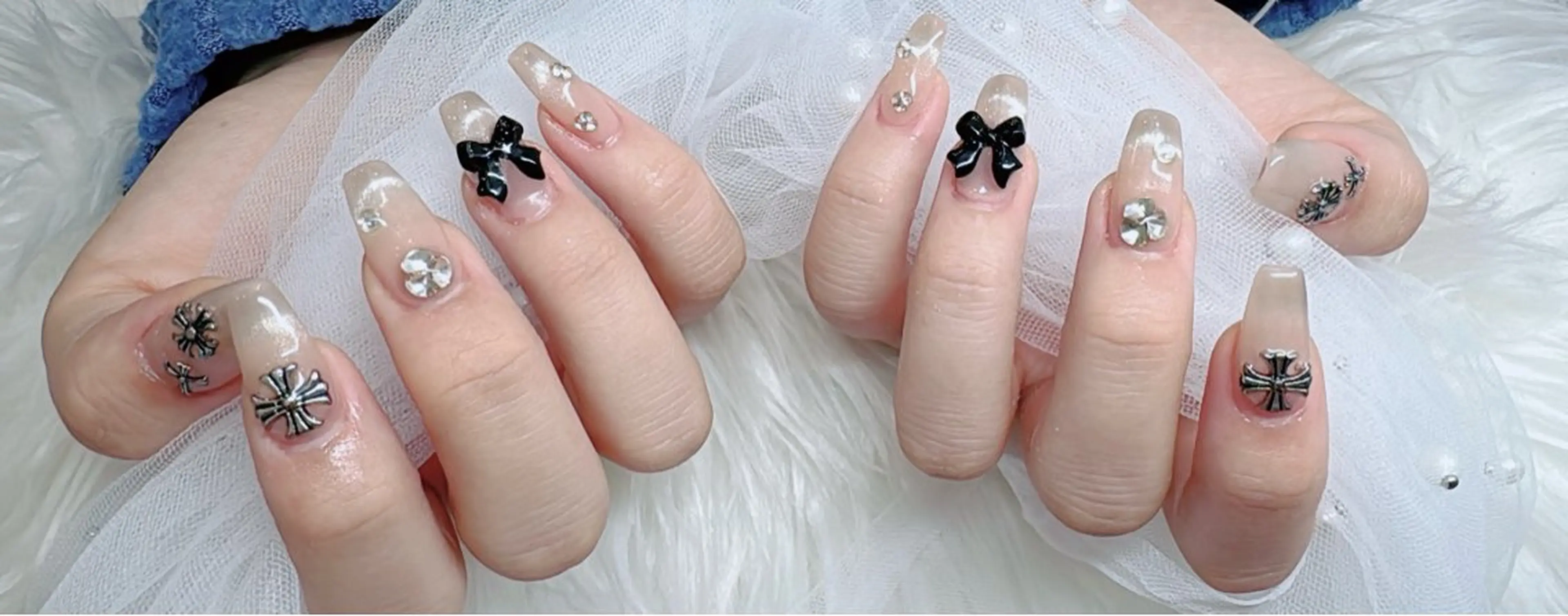 ネイル ハンドネイル ハンドケア Moon Nail ナナのネイルデザイン