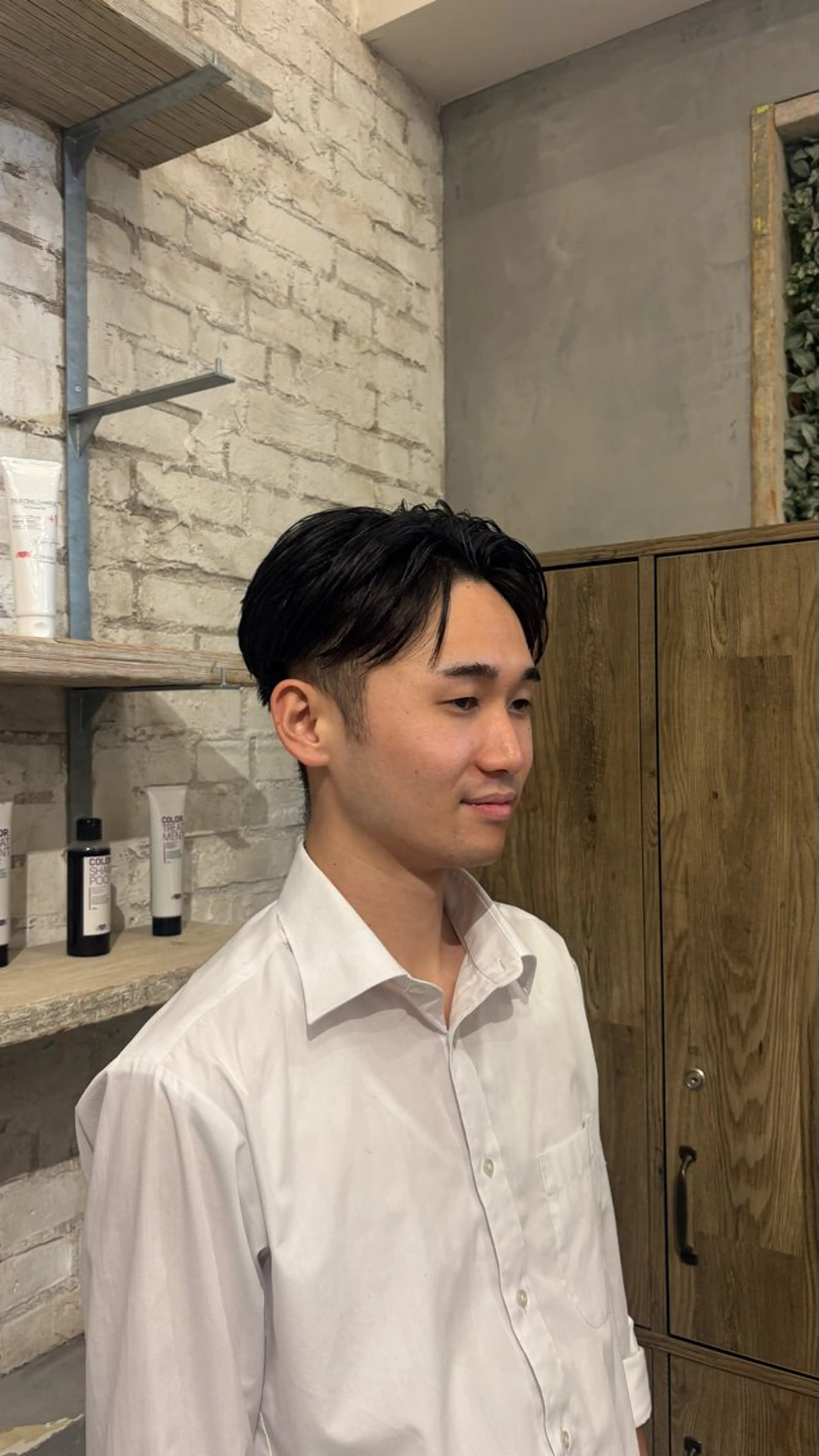 メンズ ビジネス センターパート メンズ就活ヘア メンズ韓国風 メンズ特化✂️阿世賀 隆太のヘアスタイル