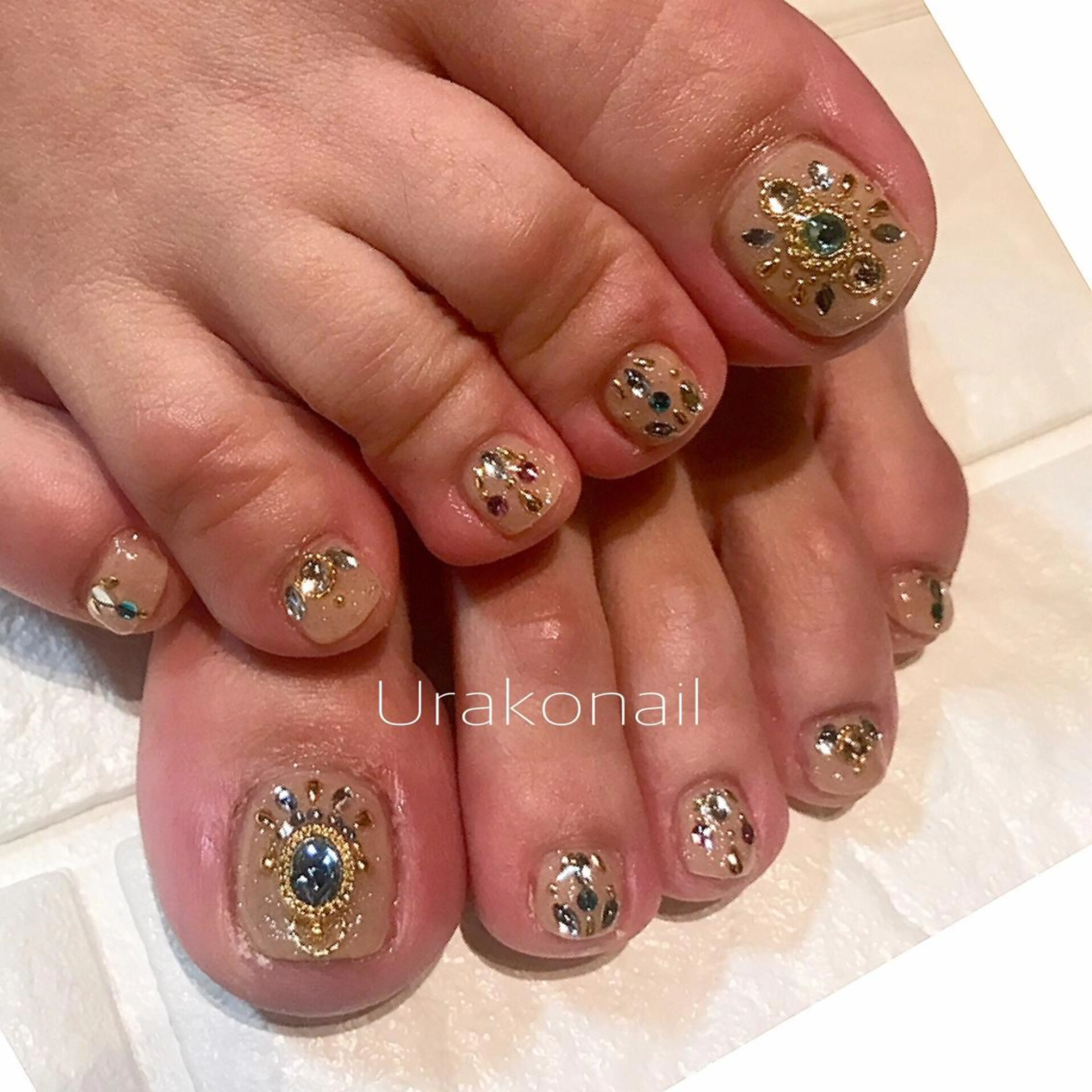 ネイル UrakoNail 《nail》のネイルデザイン