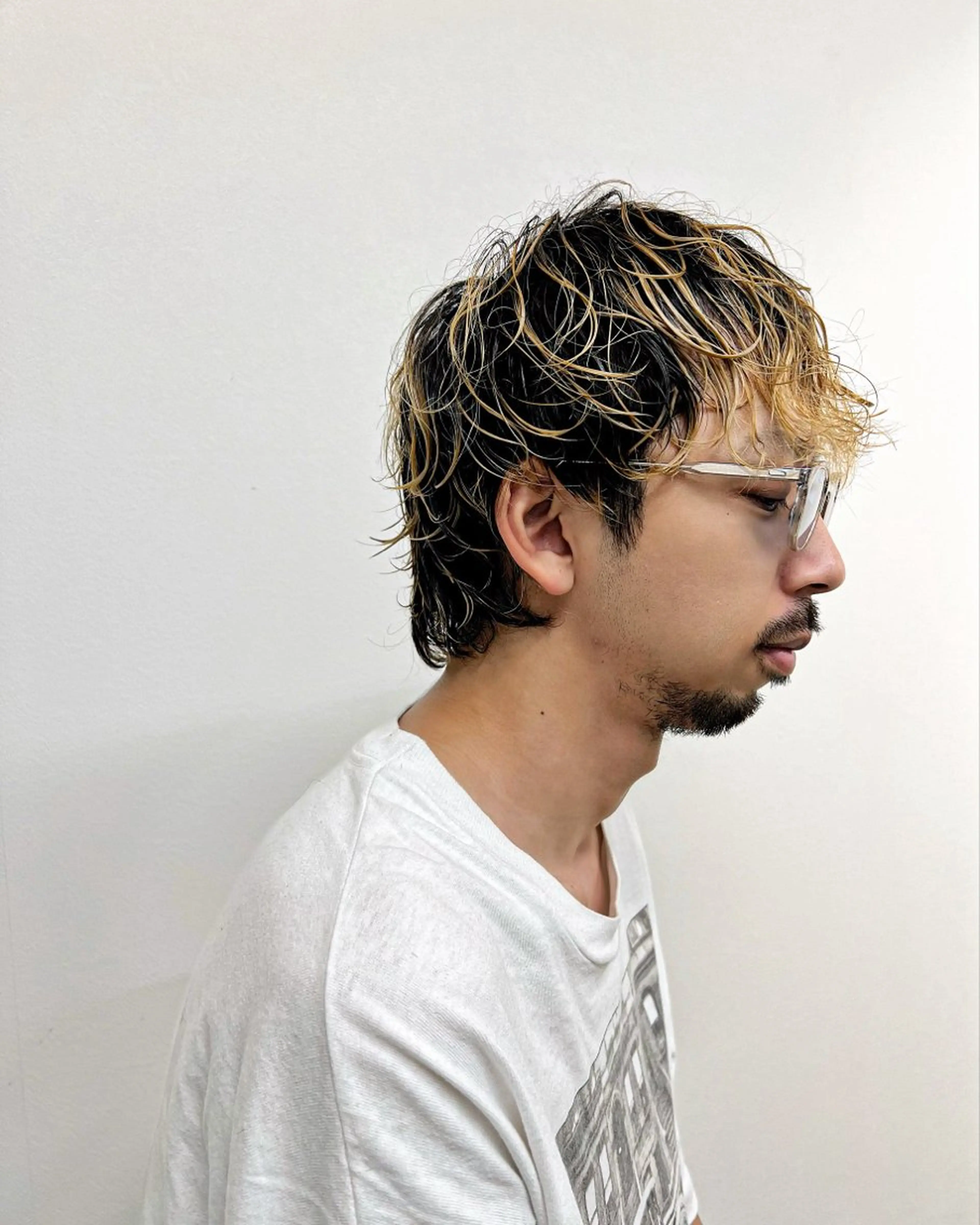 ショート パーマ メンズ メンズブリーチ メンズパーマ メンズウルフカット ウルフカット 海外ヘア／レイヤー カットNatsuのヘアスタイル