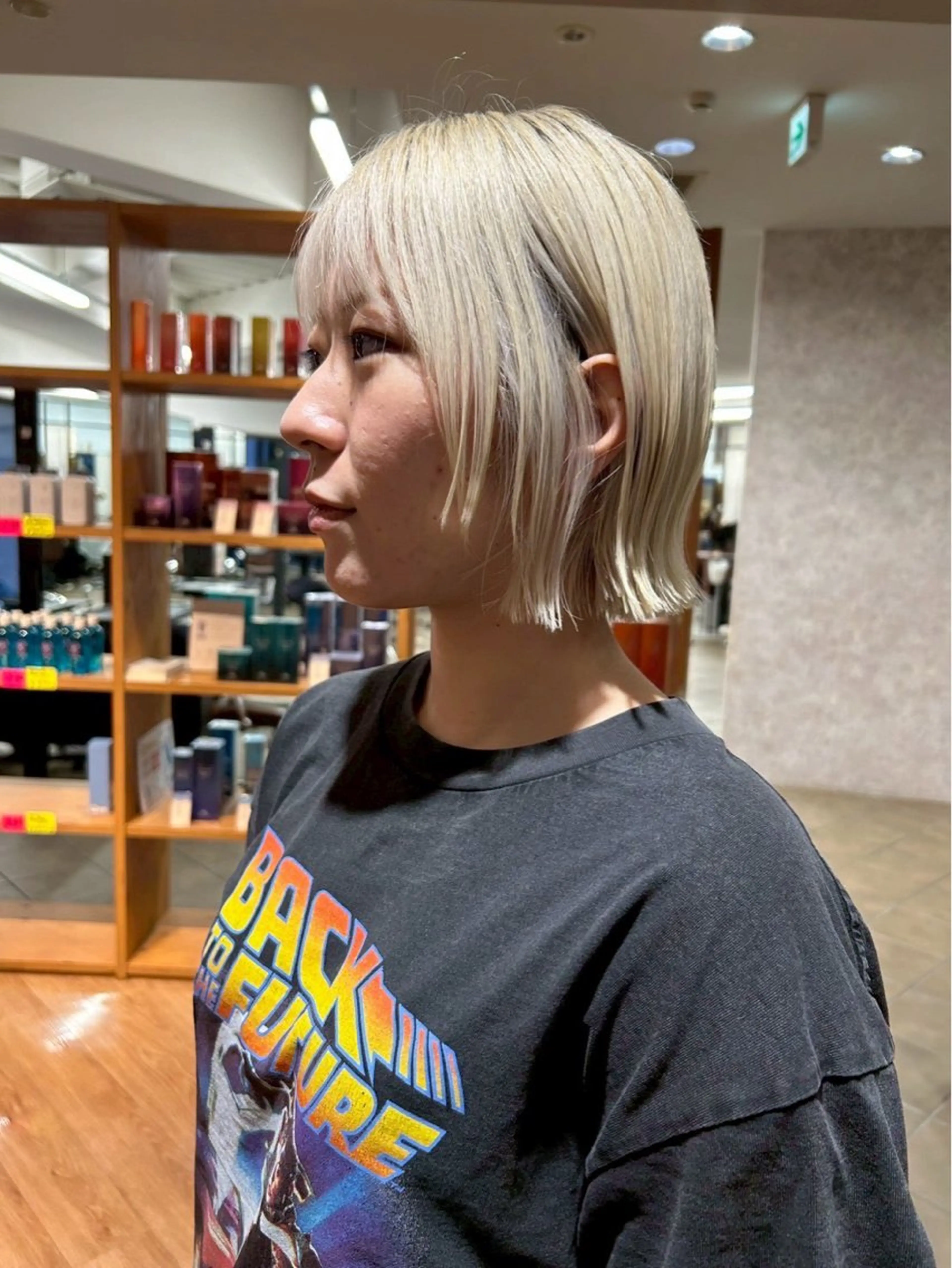 ミディアム 岩岡 つなみのヘアスタイル