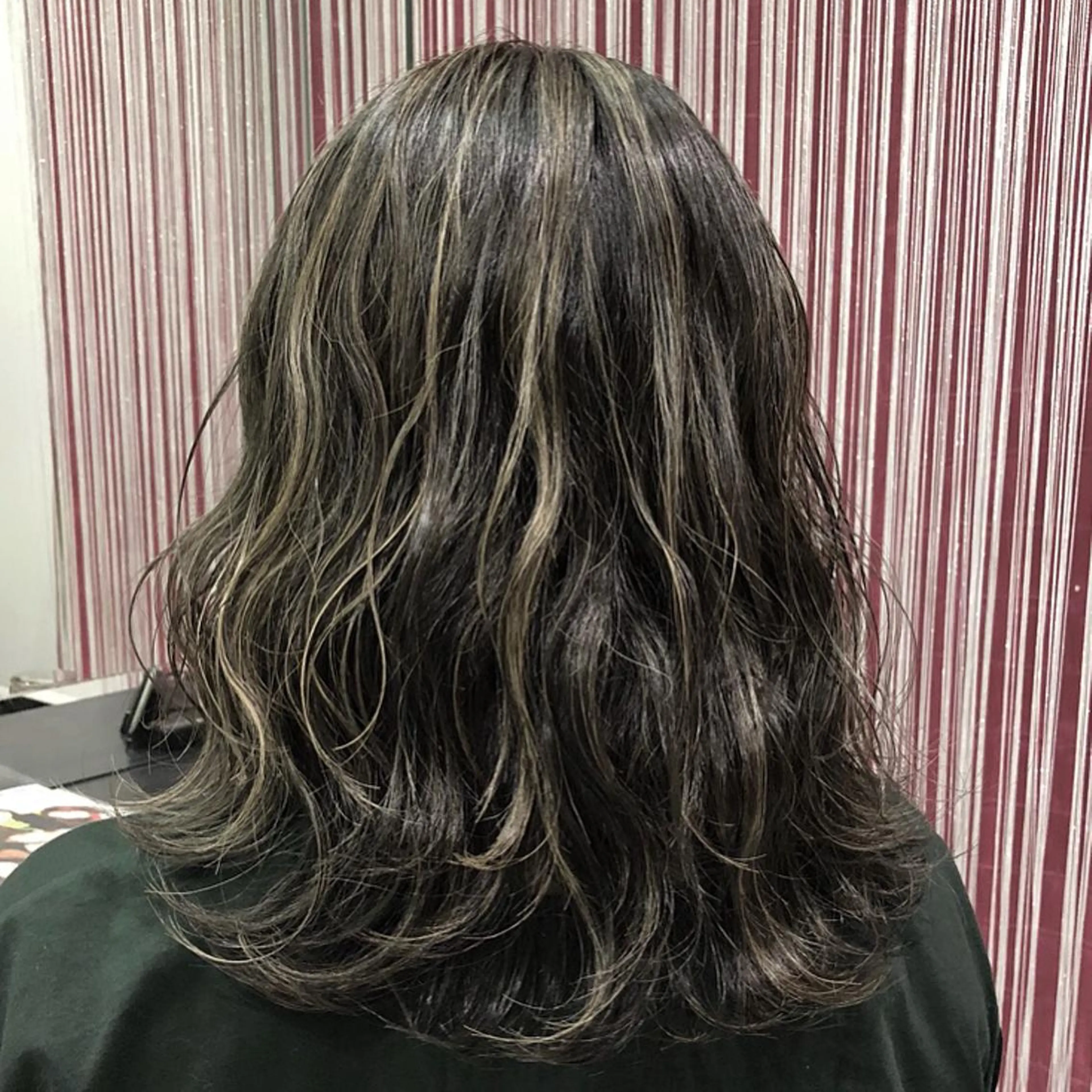 ミディアム カラー ヘアアレンジ カット ヘアカラー トリートメント U&i所属・大塚 貴之のヘアスタイル