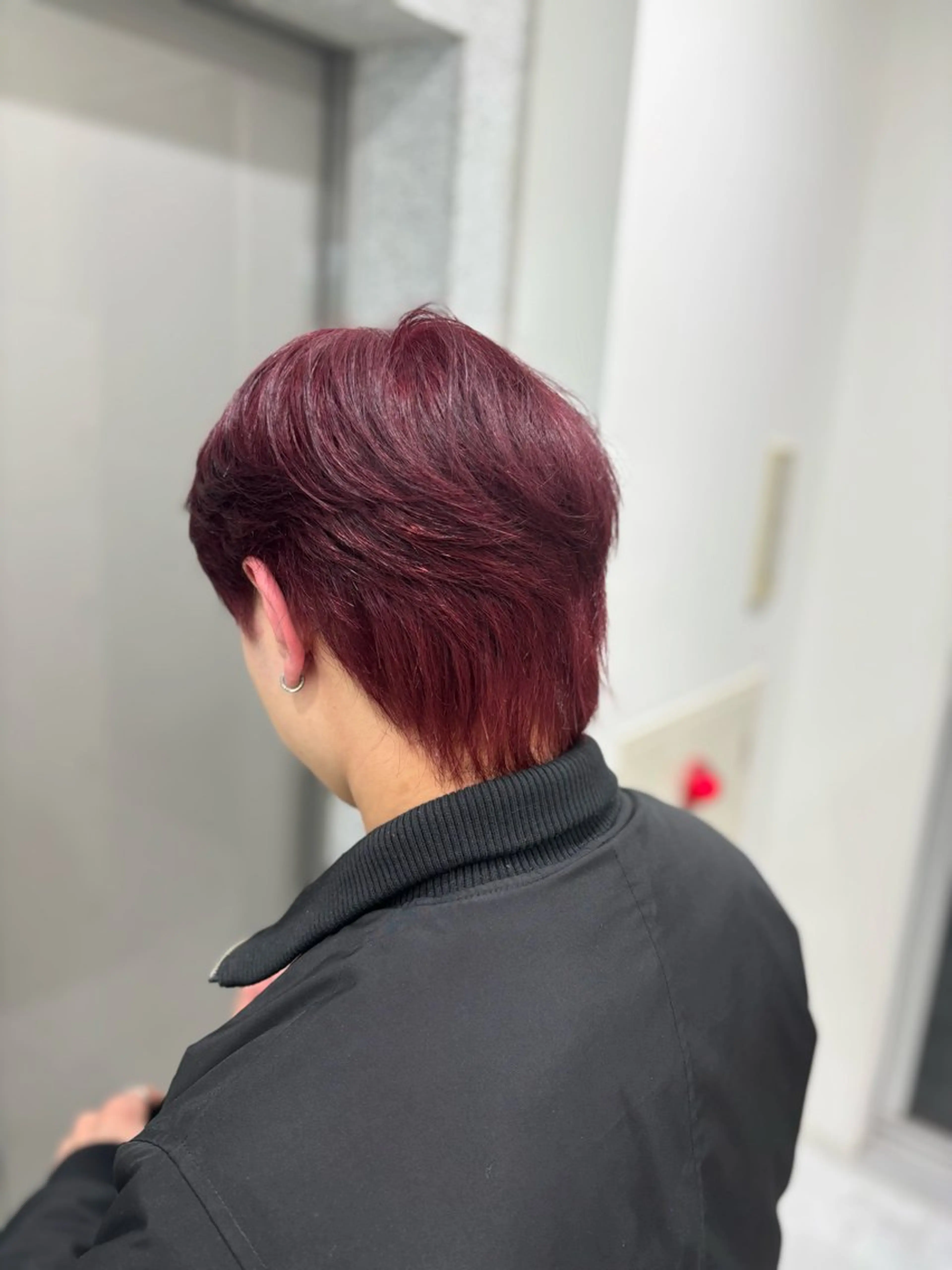 カラー 流行りの透明感カラー ×縮毛矯正🤍ユウのヘアスタイル