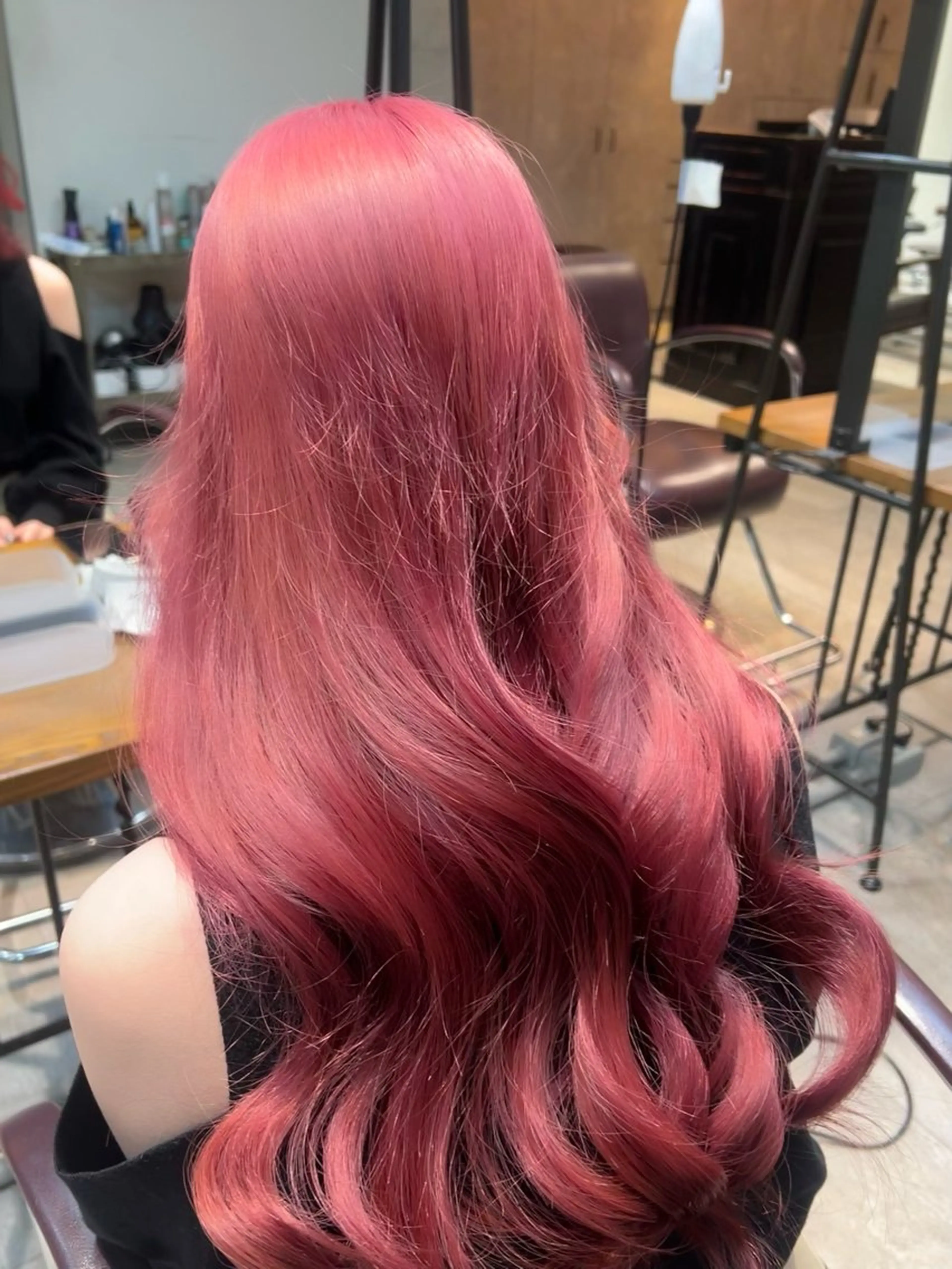 ロング カラー ヘアアレンジ 🎀ハイトーン・艶 カラー HANA🎀のヘアスタイル