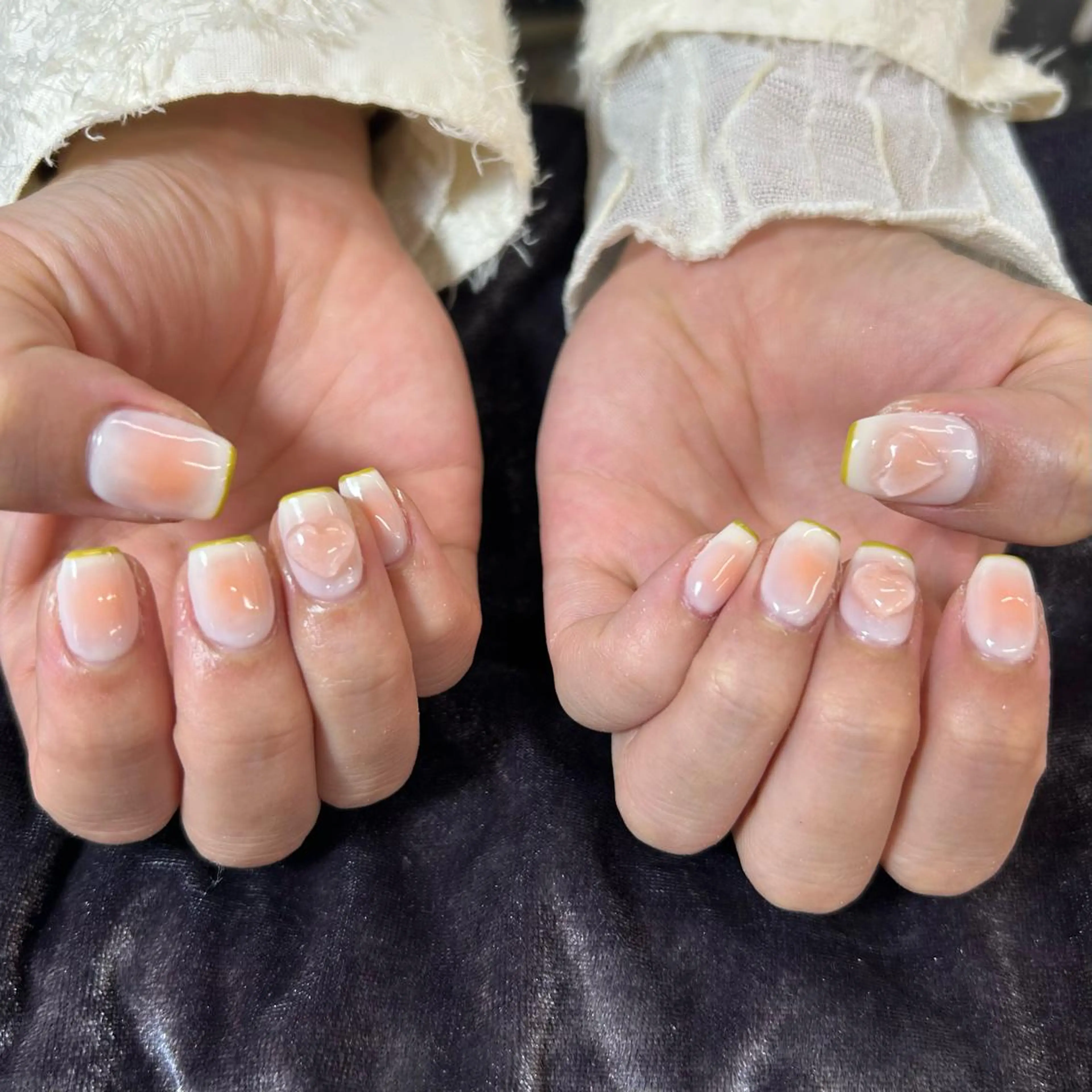 ネイル チークネイル ♥Zina YUKI♥のネイルデザイン