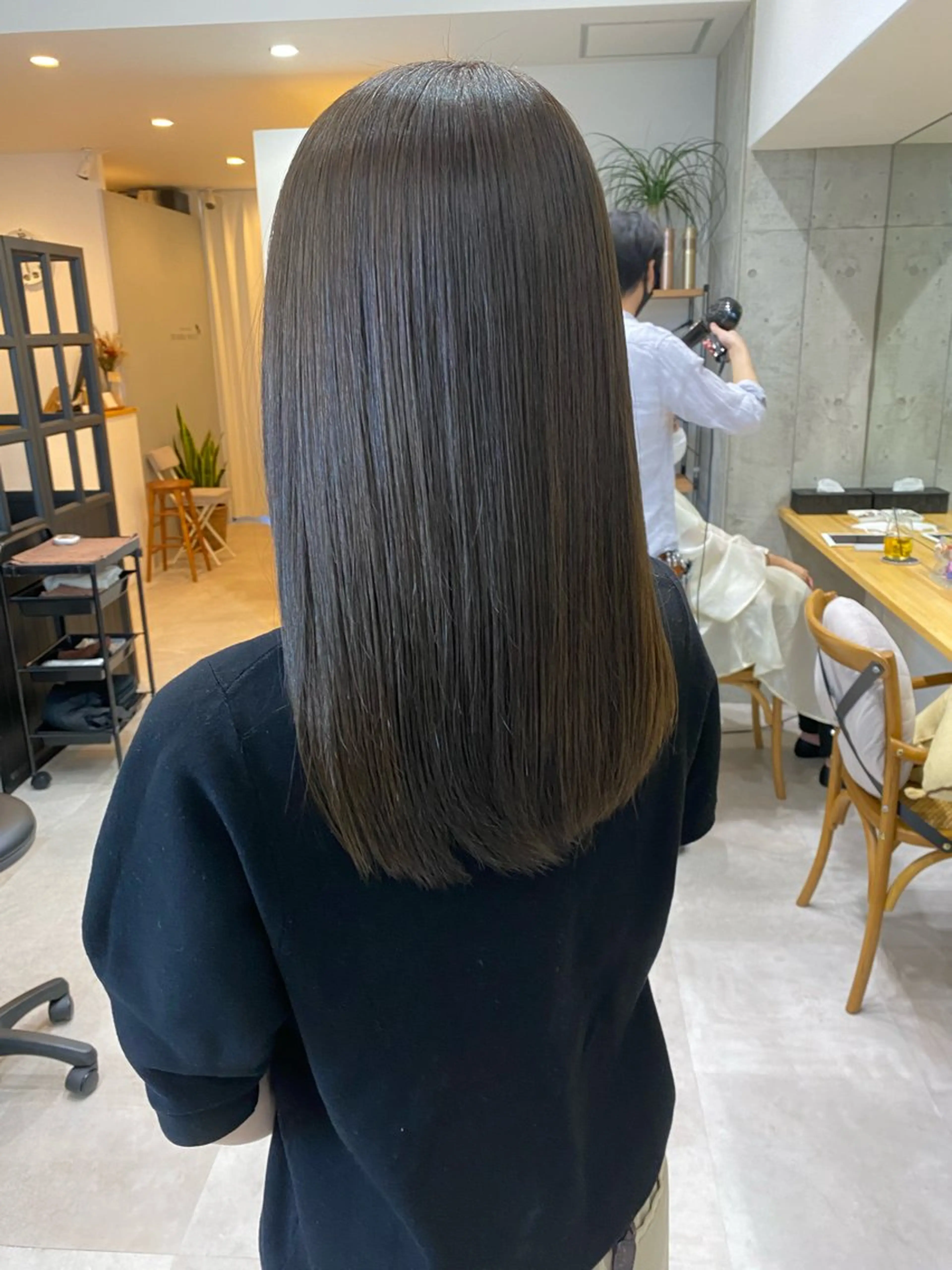 セミロング 伸ばしかけ 髪質改善 縮毛矯正 ショート職人 美容師【KENTA】のヘアスタイル