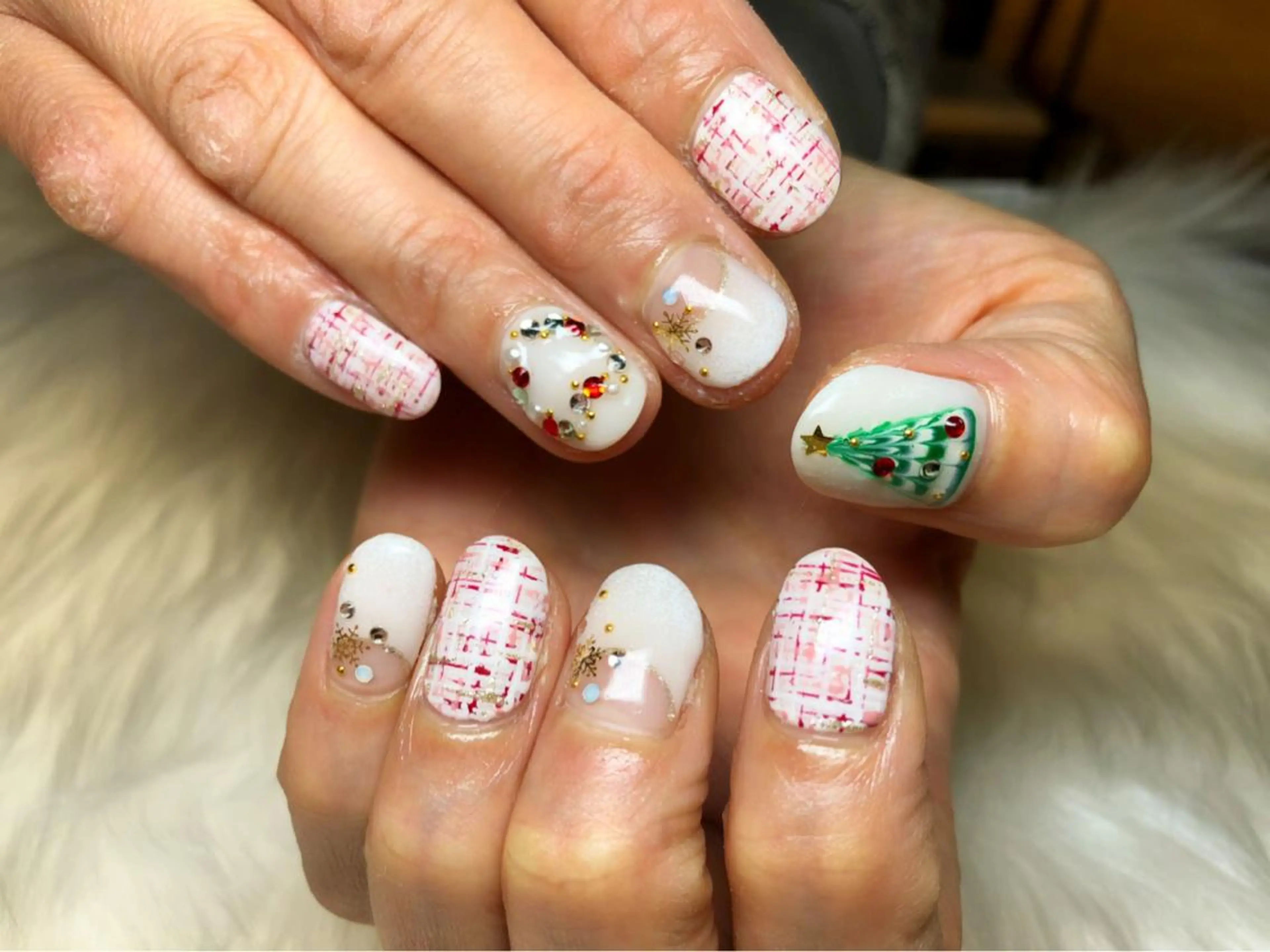 ネイル Li'leaNail AINAのネイルデザイン