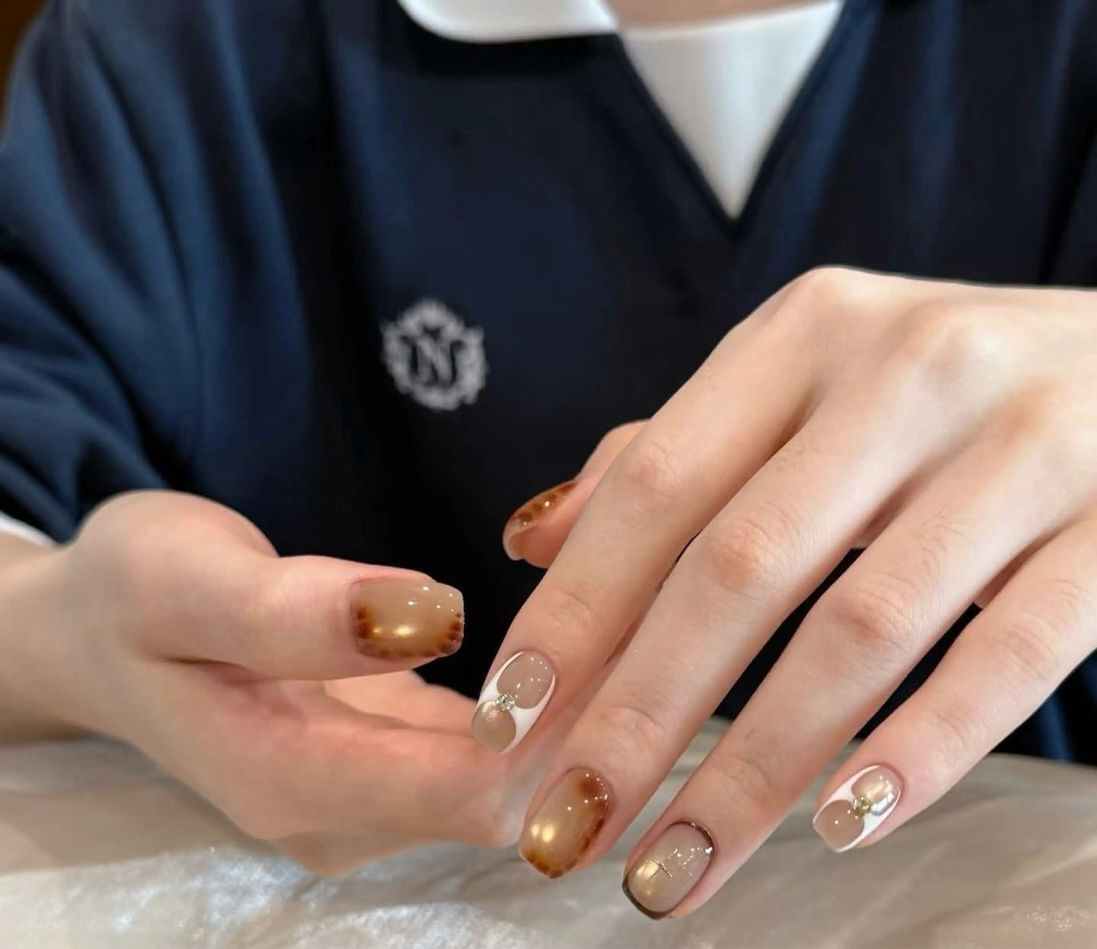 ネイル ハンドネイル T. Leeのネイルデザイン