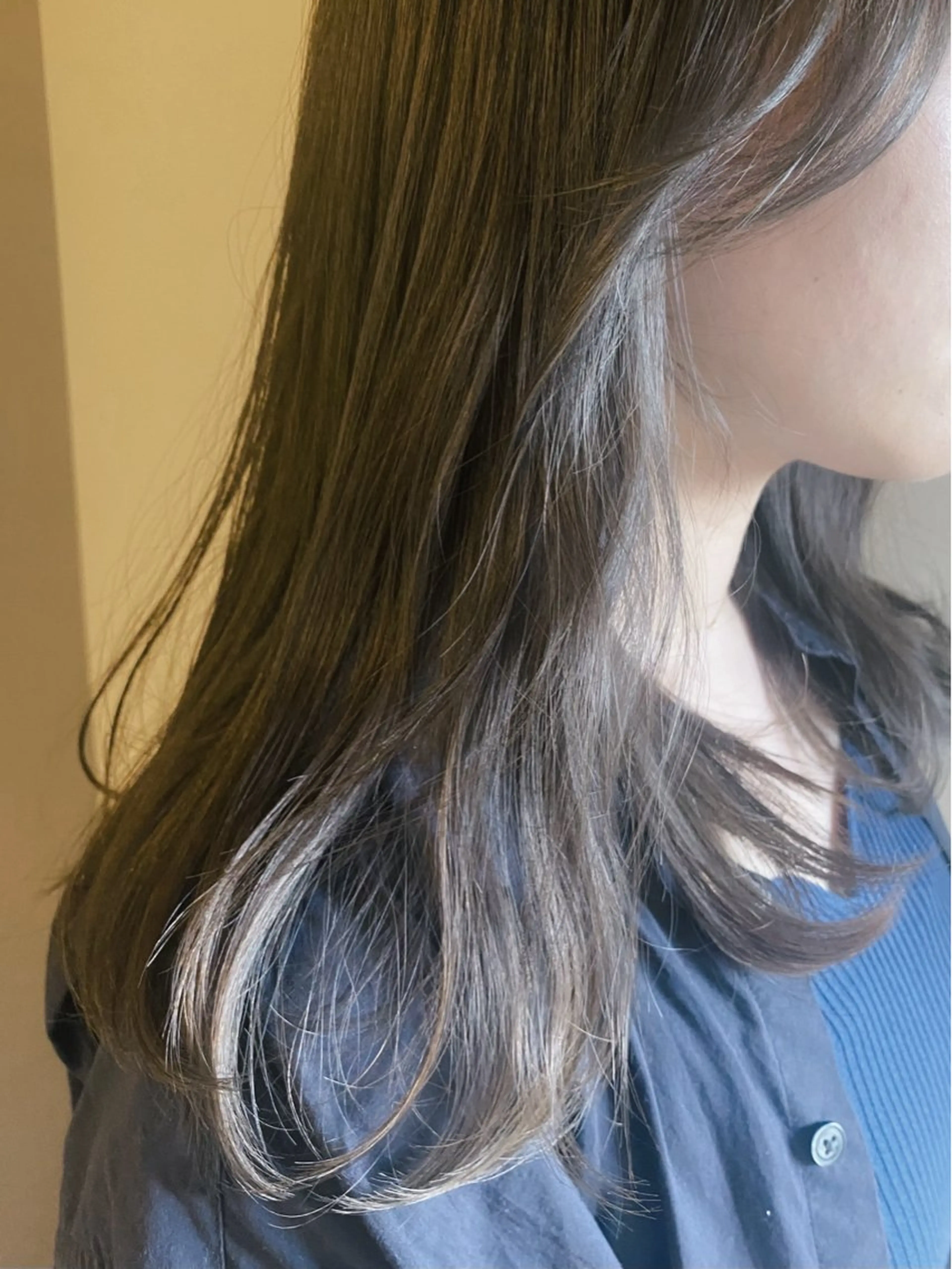 ロング シアーベージュ カット ヘアカラー トリートメント ヘアセット ハルカ/透け感カラー /顔周りレイヤーのヘアスタイル