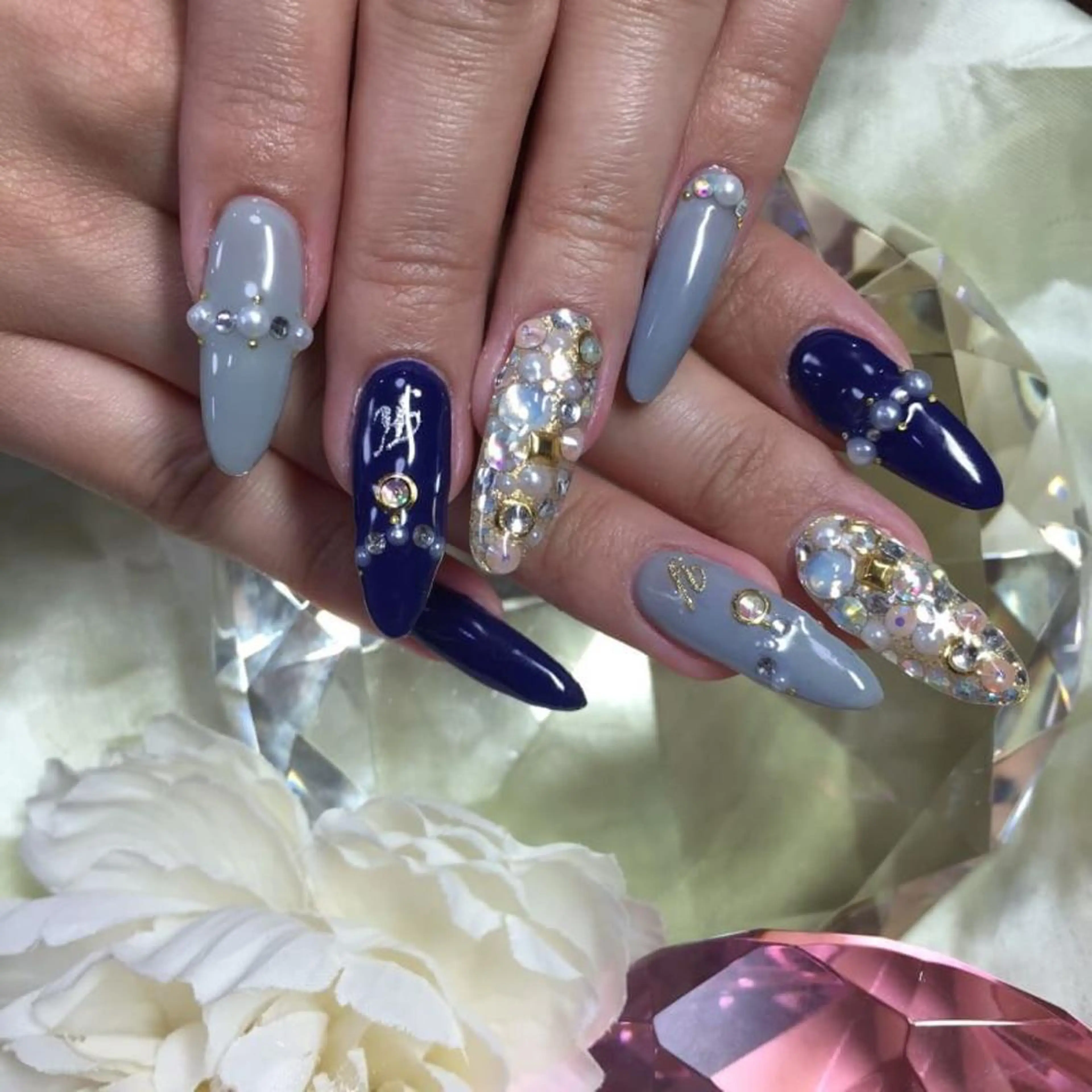 ロング ネイル ストーンネイル 《LB》ラブリエ Nail&eyeのマツエク・マツパデザイン