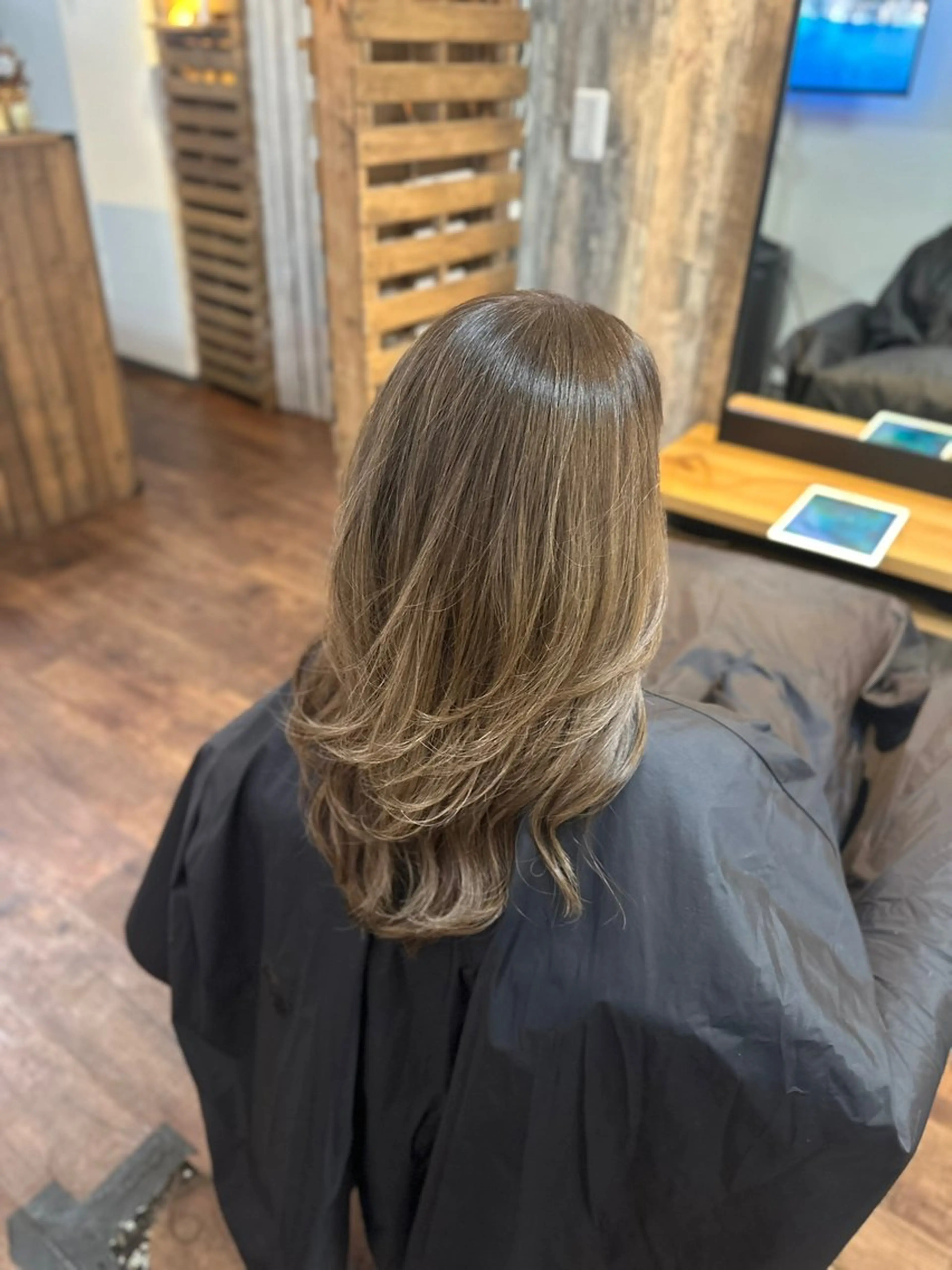 セミロング カット ヘアカラー トリートメント Luzir⭐︎ GEN⭐︎のヘアスタイル