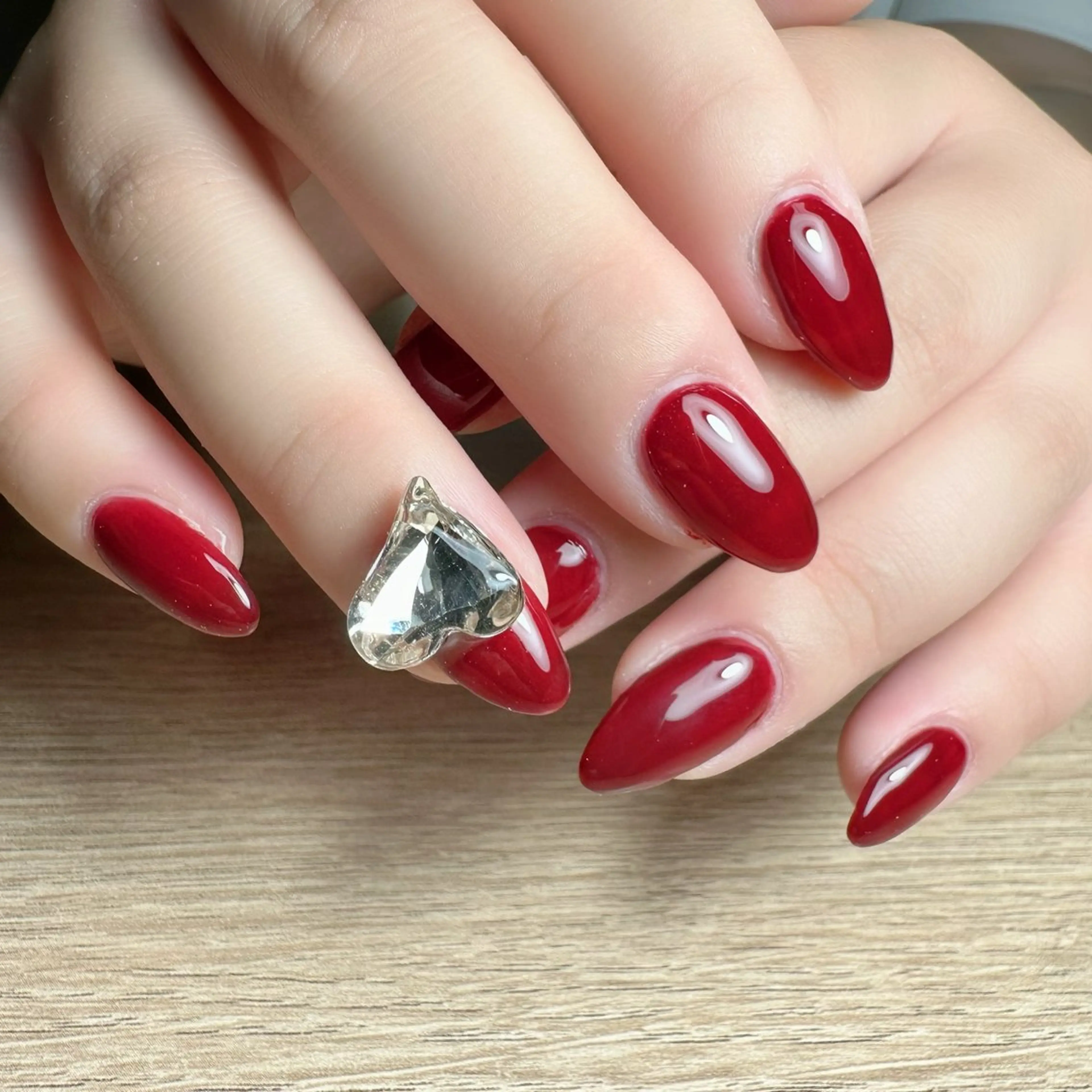 ネイル 新山 聖のネイルデザイン